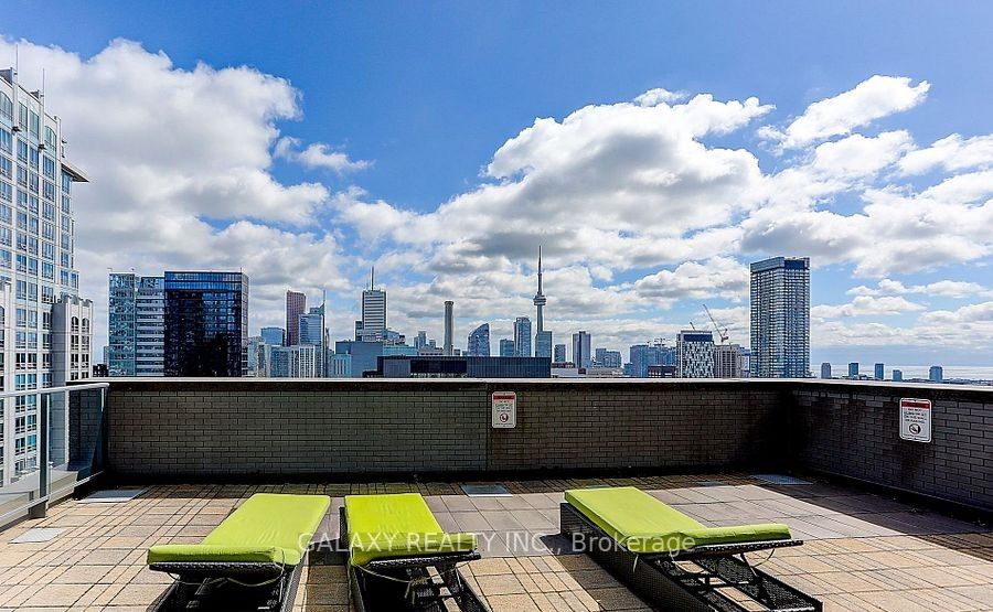 770 Bay Street Ph205 Property Photo 32