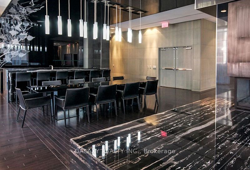 770 Bay Street Ph205 Property Photo 36