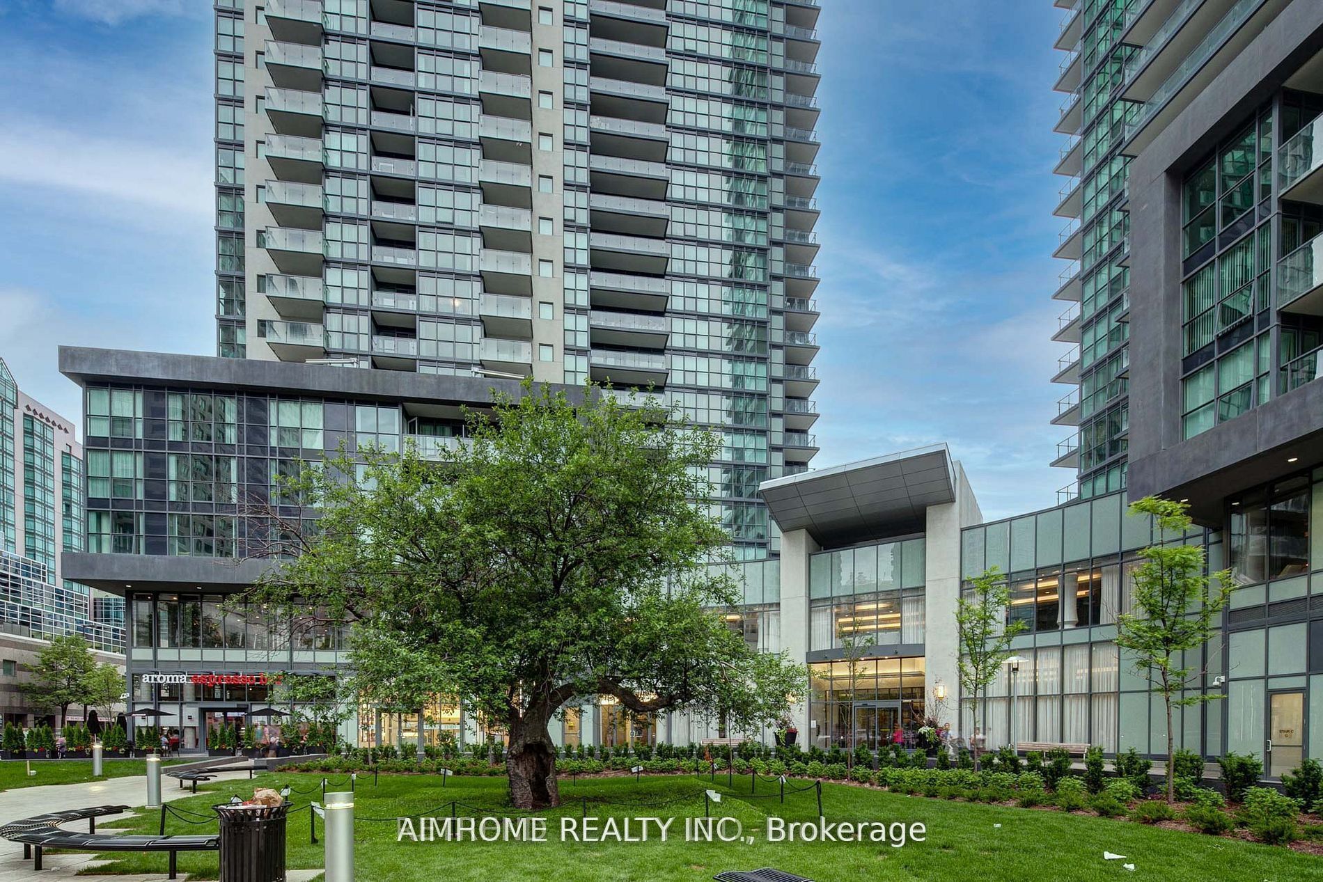5168 S YONGE Street 2615 Property Photo 1