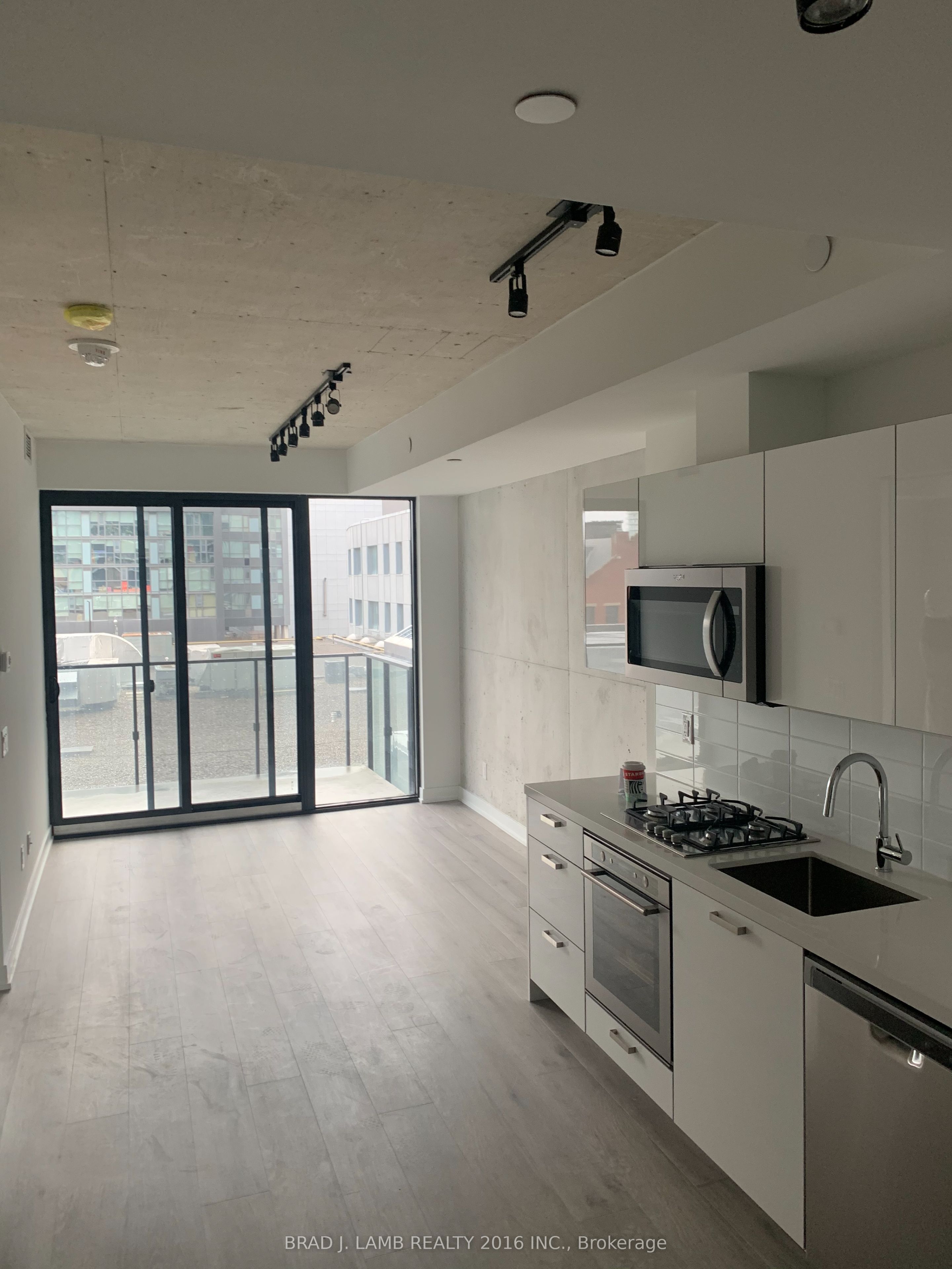 55 Ontario Street 414 Property Photo 1