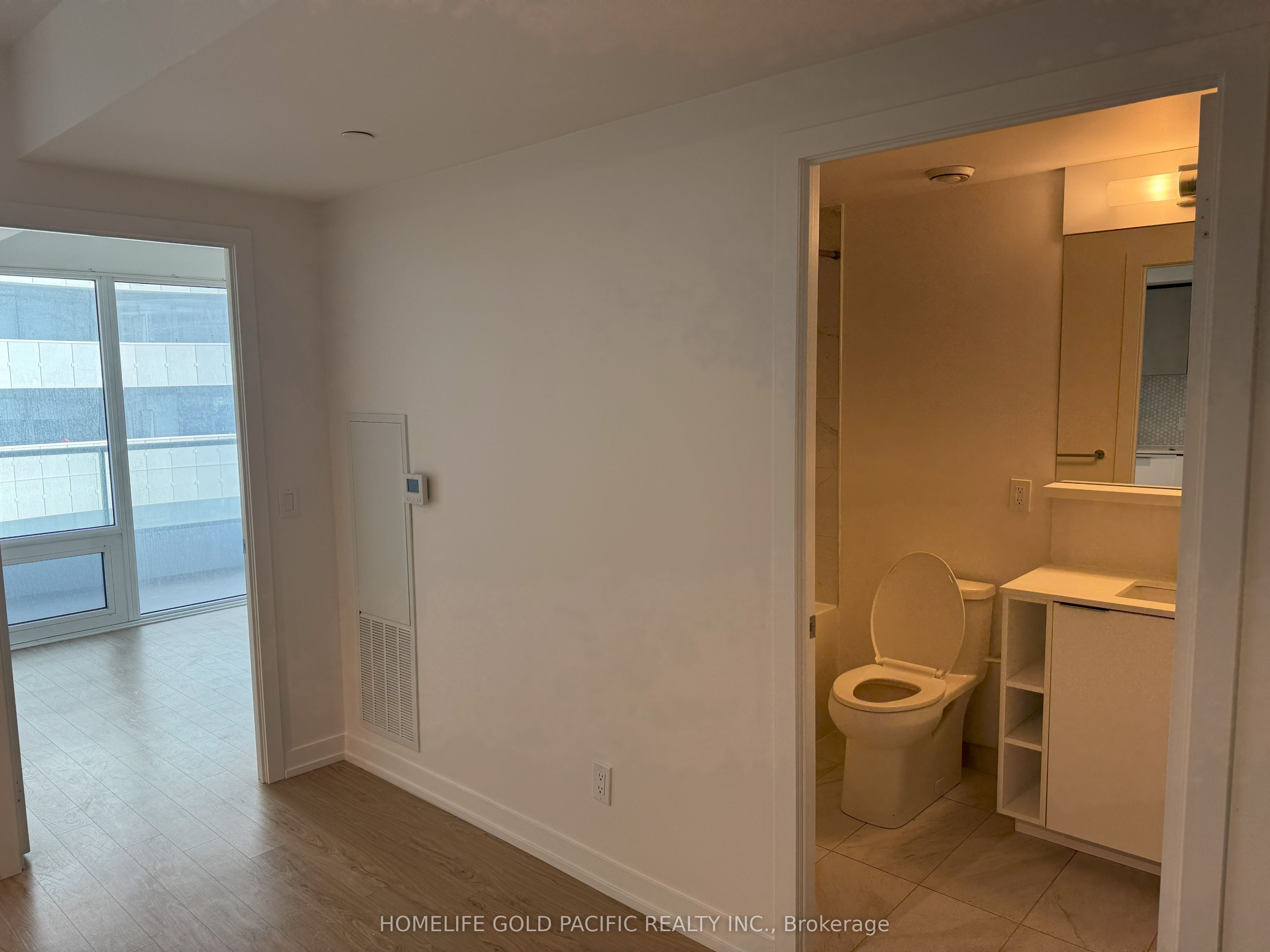 85 Wood Street 1202 Property Photo 10