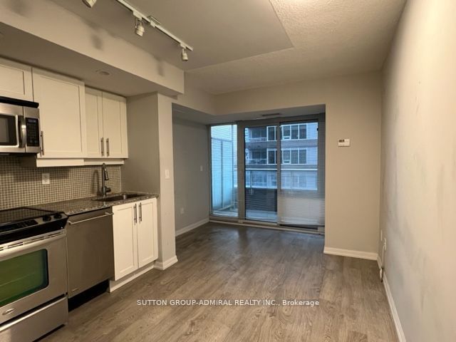 65 East Liberty Street 616 Property Photo 6