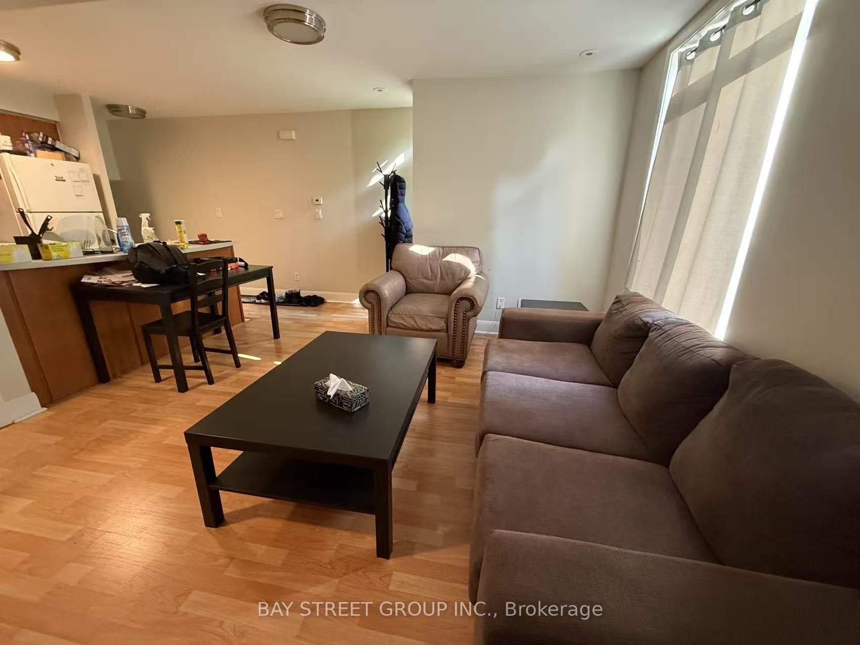 415 Jarvis Street 400 Property Photo 2