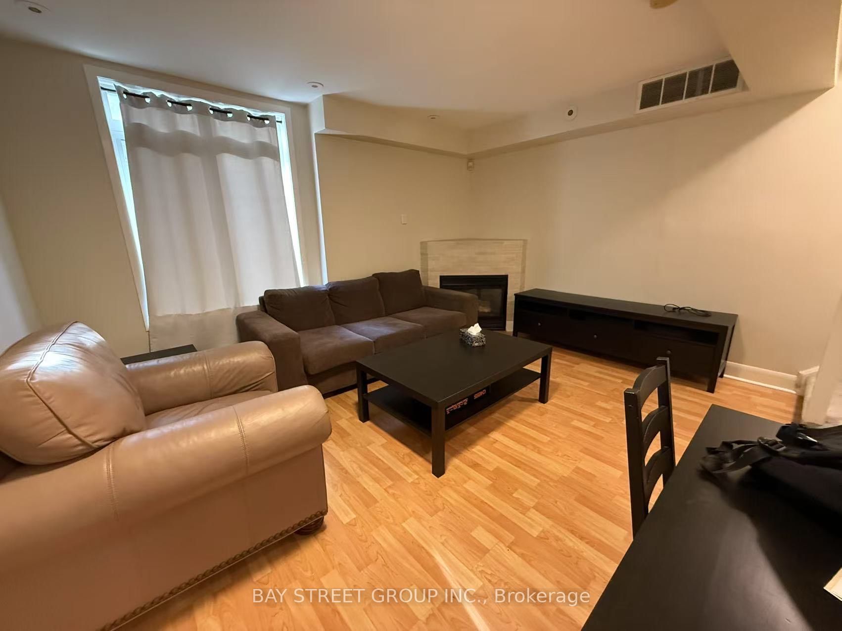 415 Jarvis Street 400 Property Photo 4