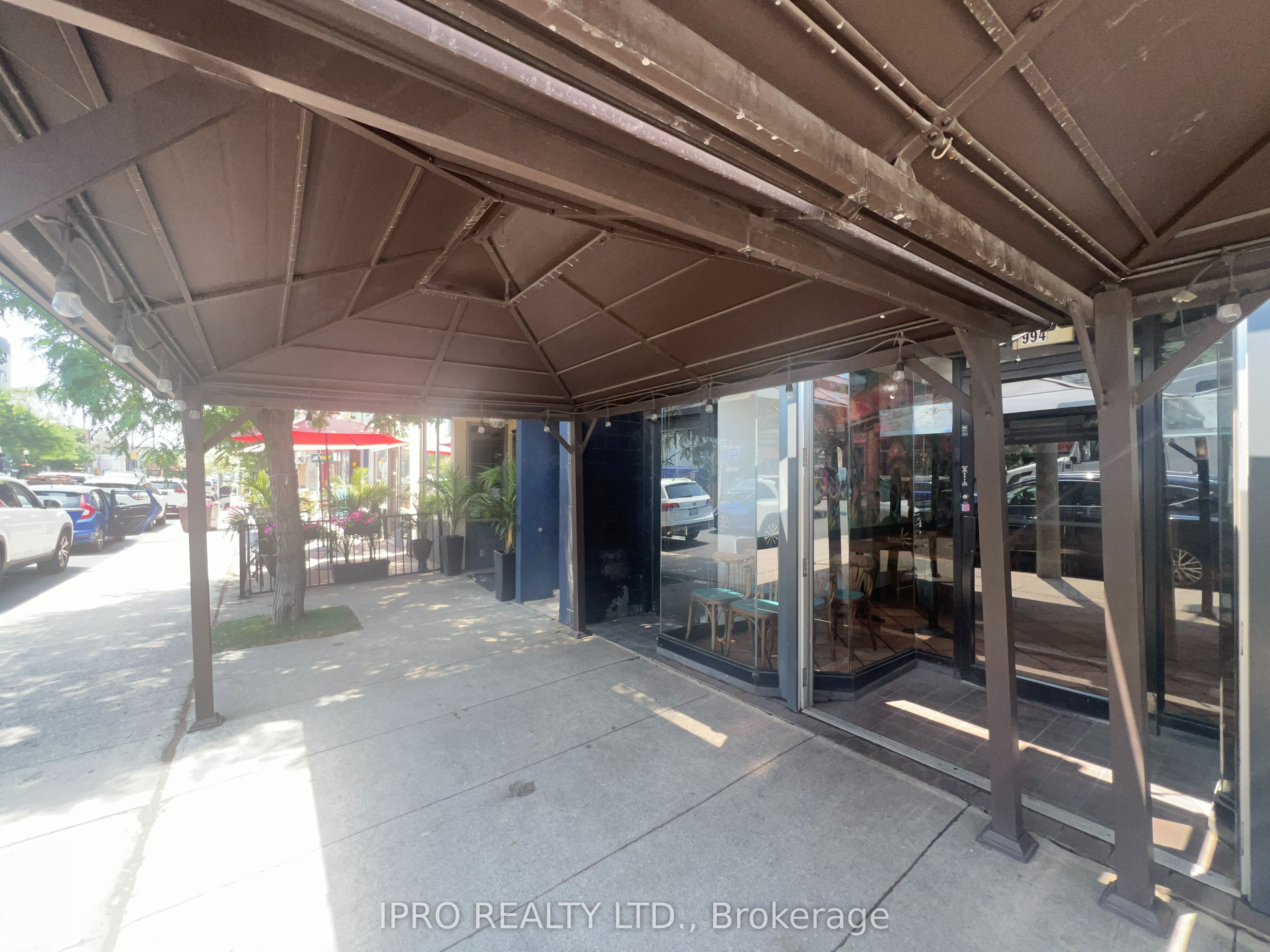 994 Eglinton Avenue W Property Photo 1