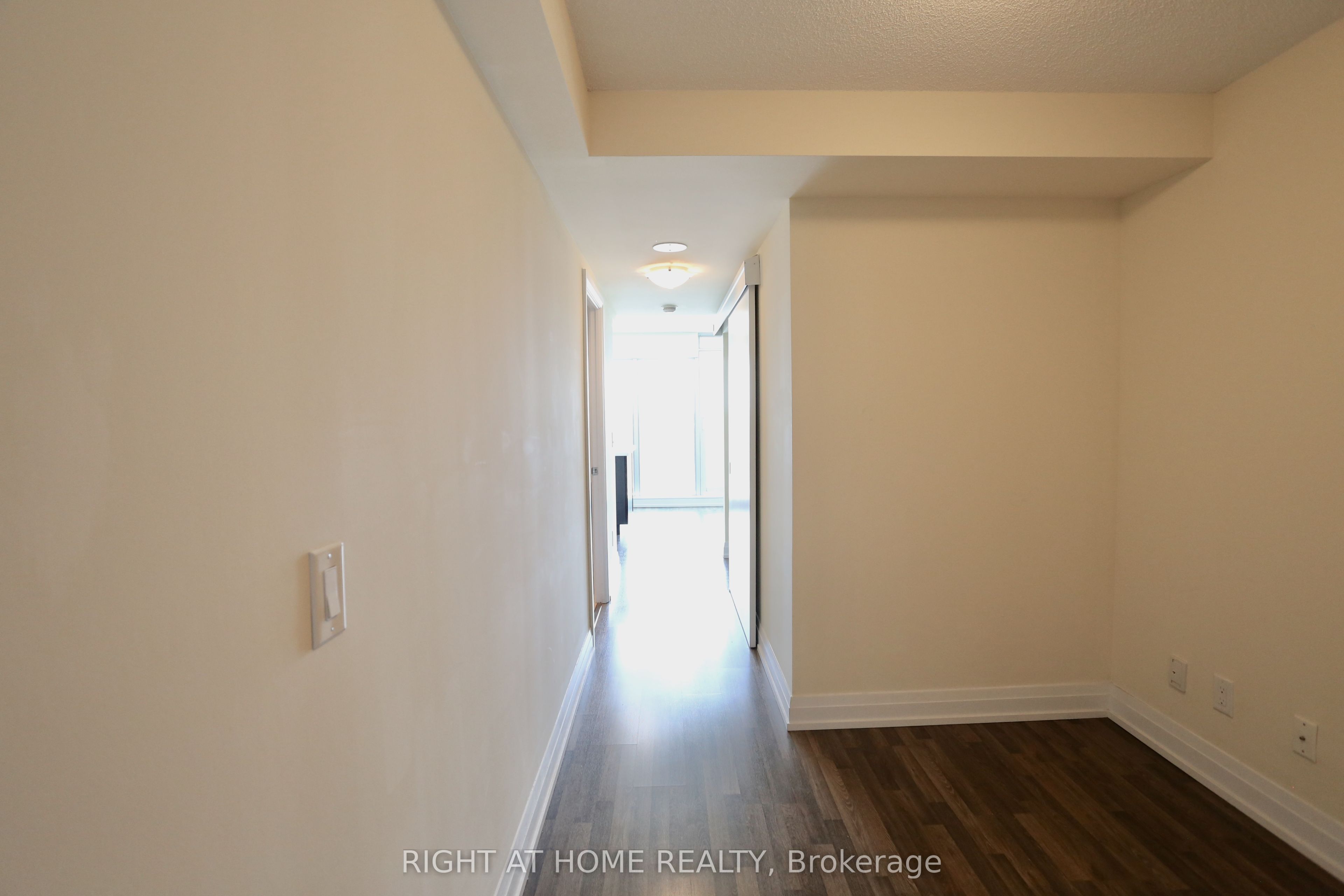 555 Wilson Avenue 1208e Property Photo 14