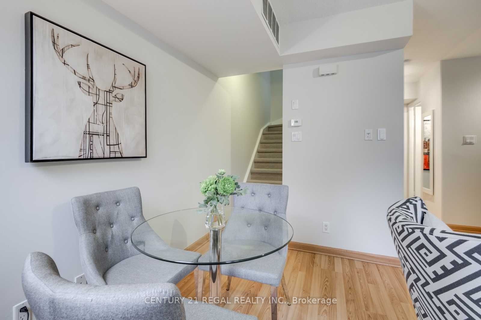 26 Douro Street 329 Property Photo 8