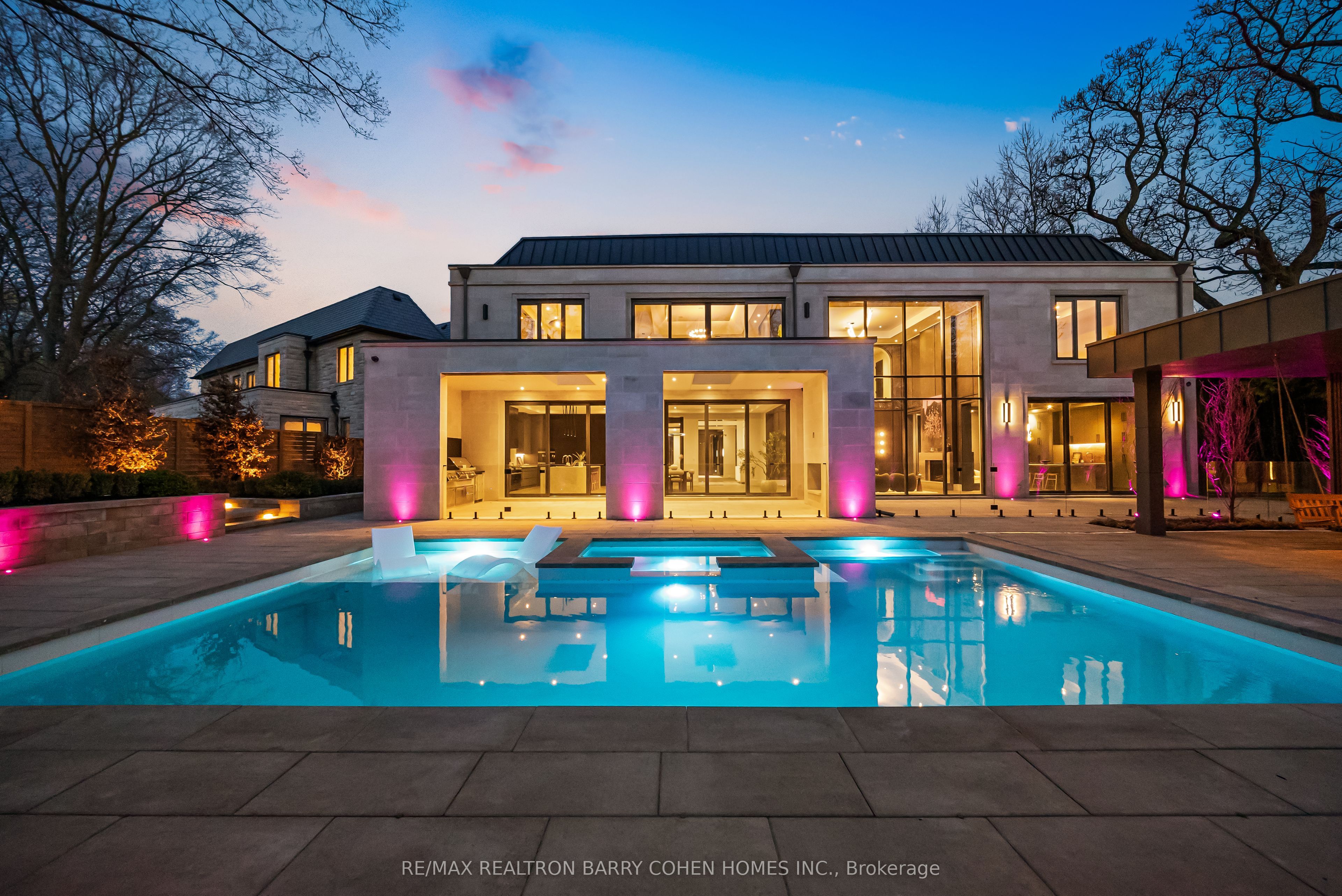 90 Arjay Crescent Property Photo 1