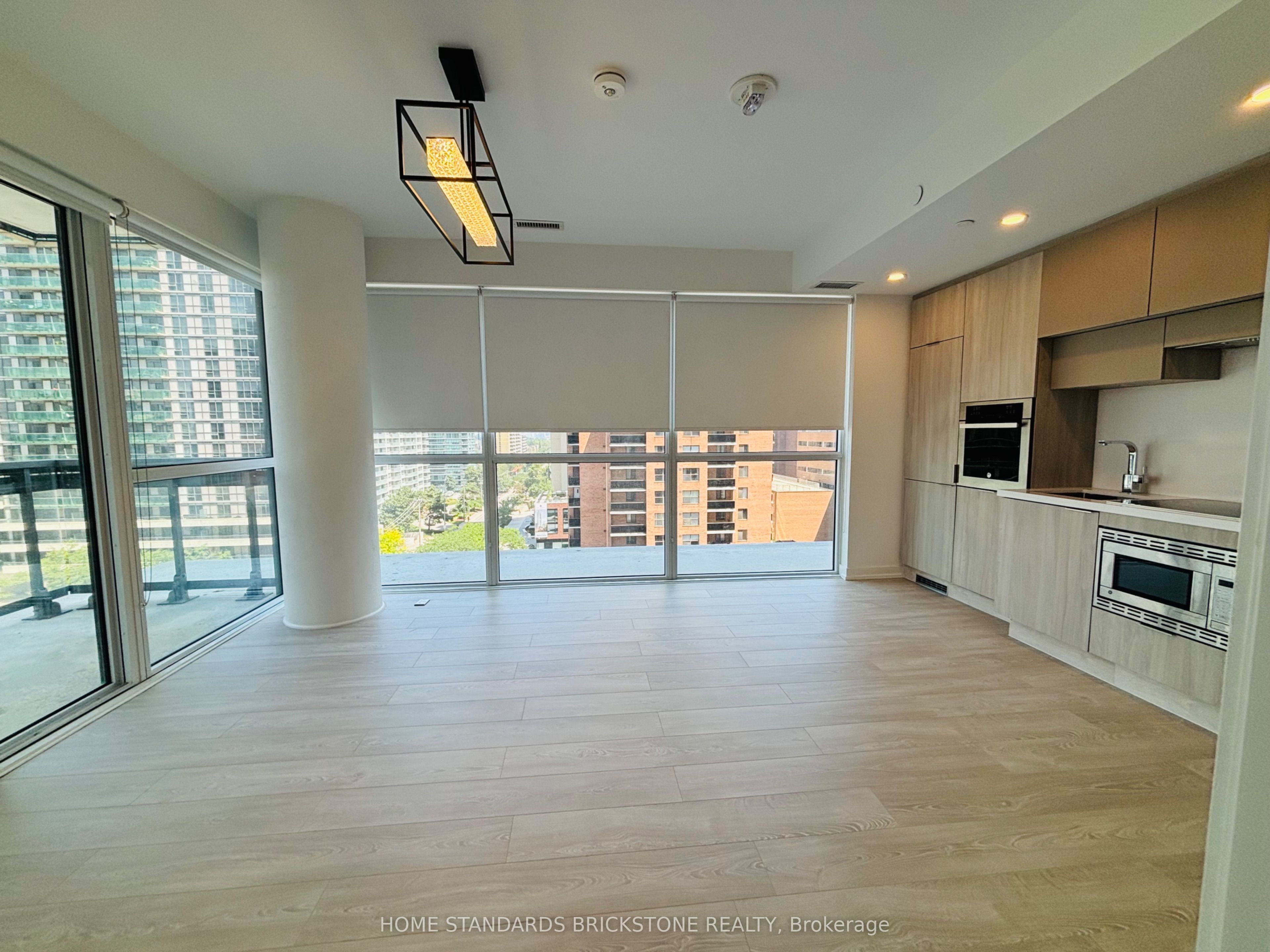 39 Roehampton Avenue 609 Property Photo 12
