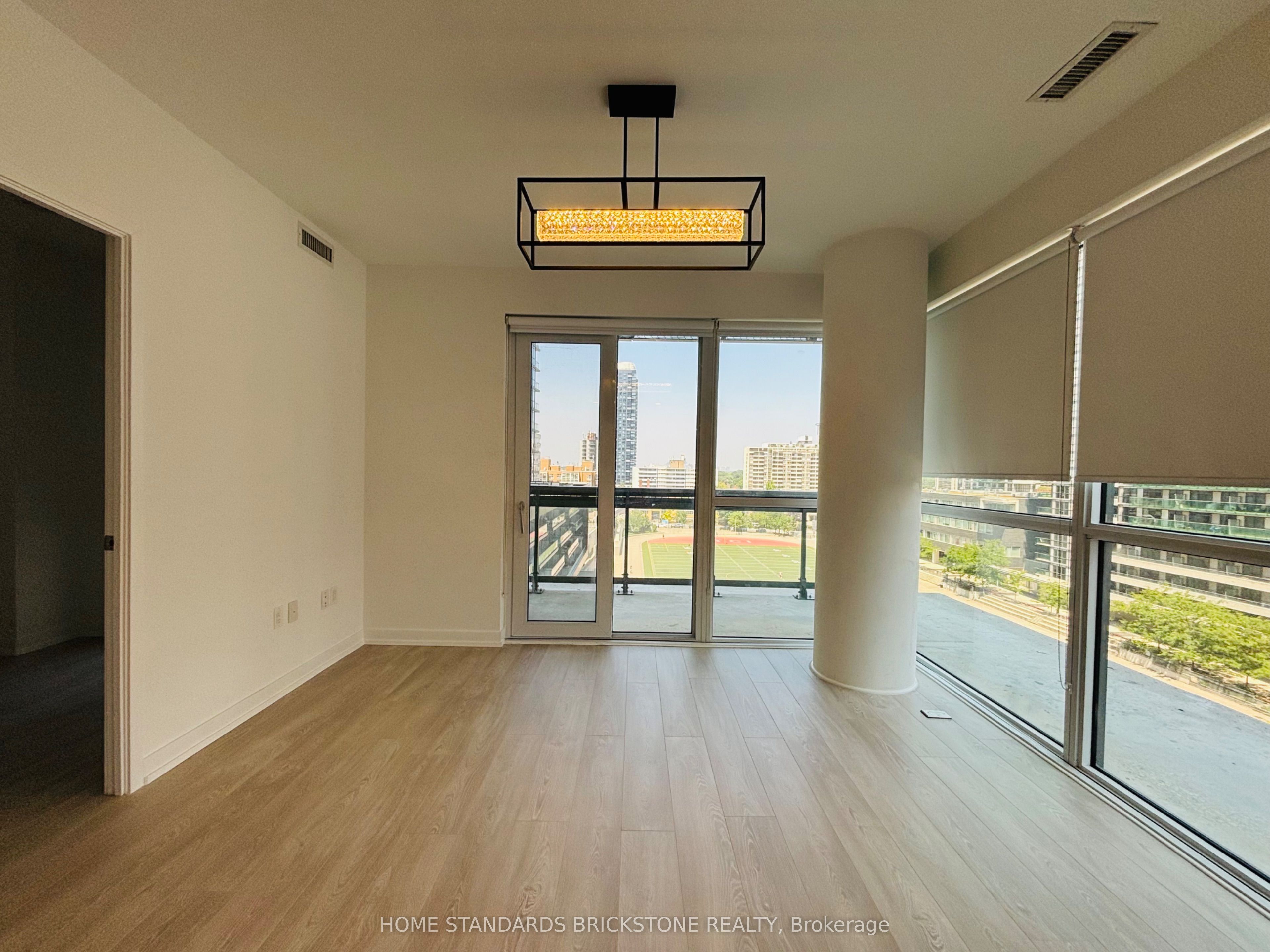 39 Roehampton Avenue 609 Property Photo 14