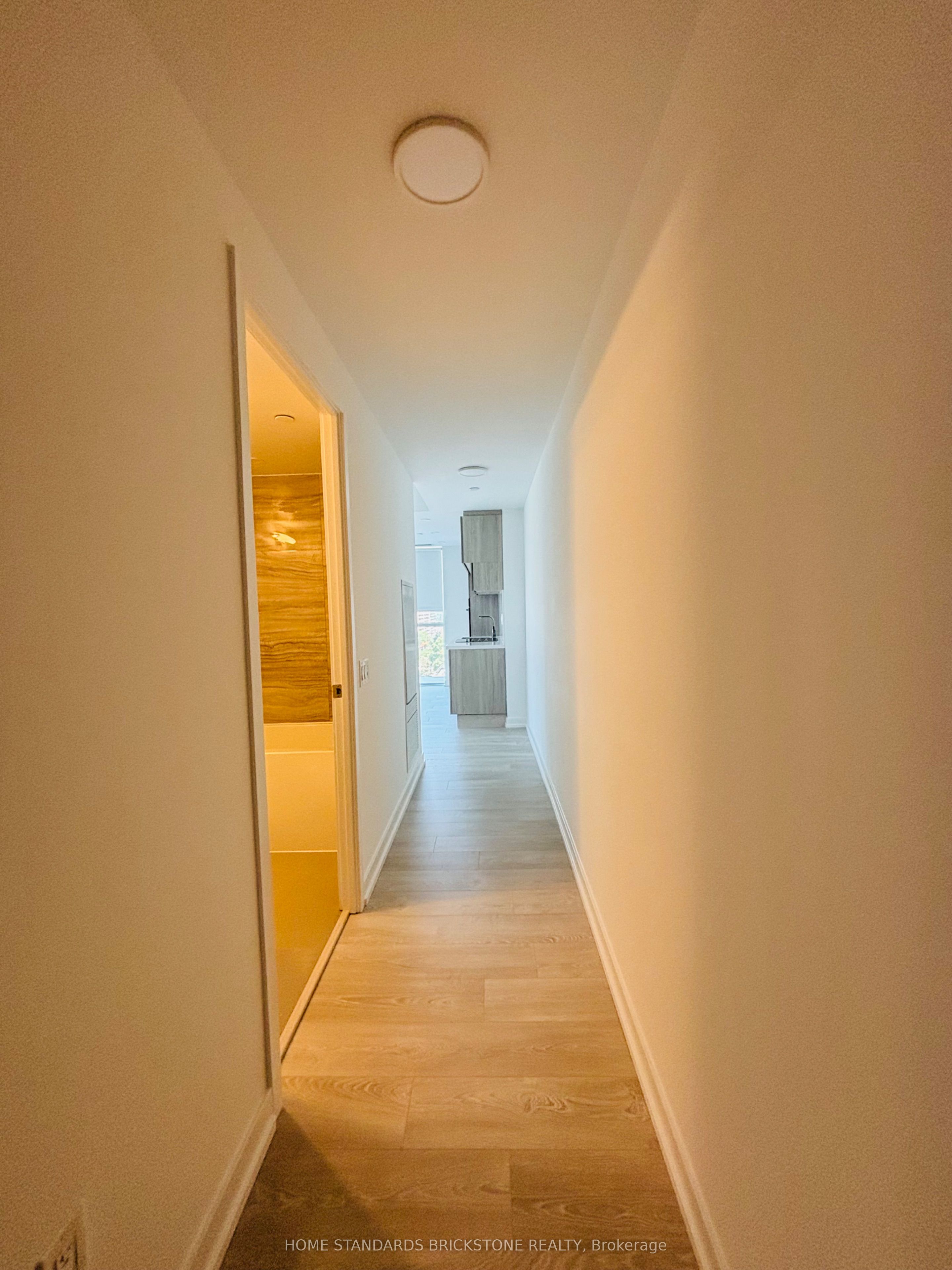 39 Roehampton Avenue 609 Property Photo 18