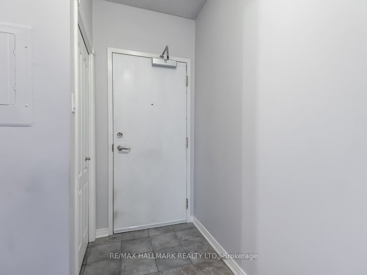 393 King Street W 1208 Property Photo 6