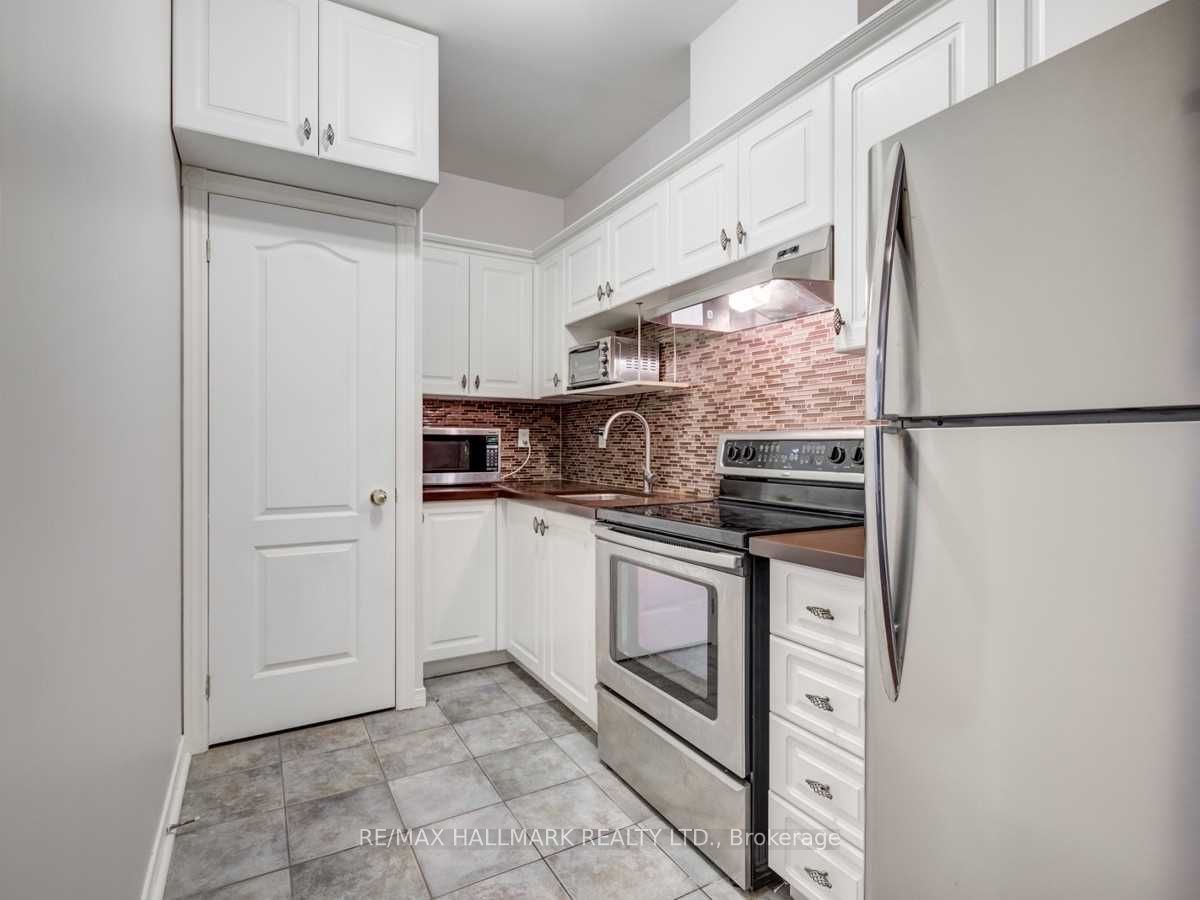 393 King Street W 1208 Property Photo 12