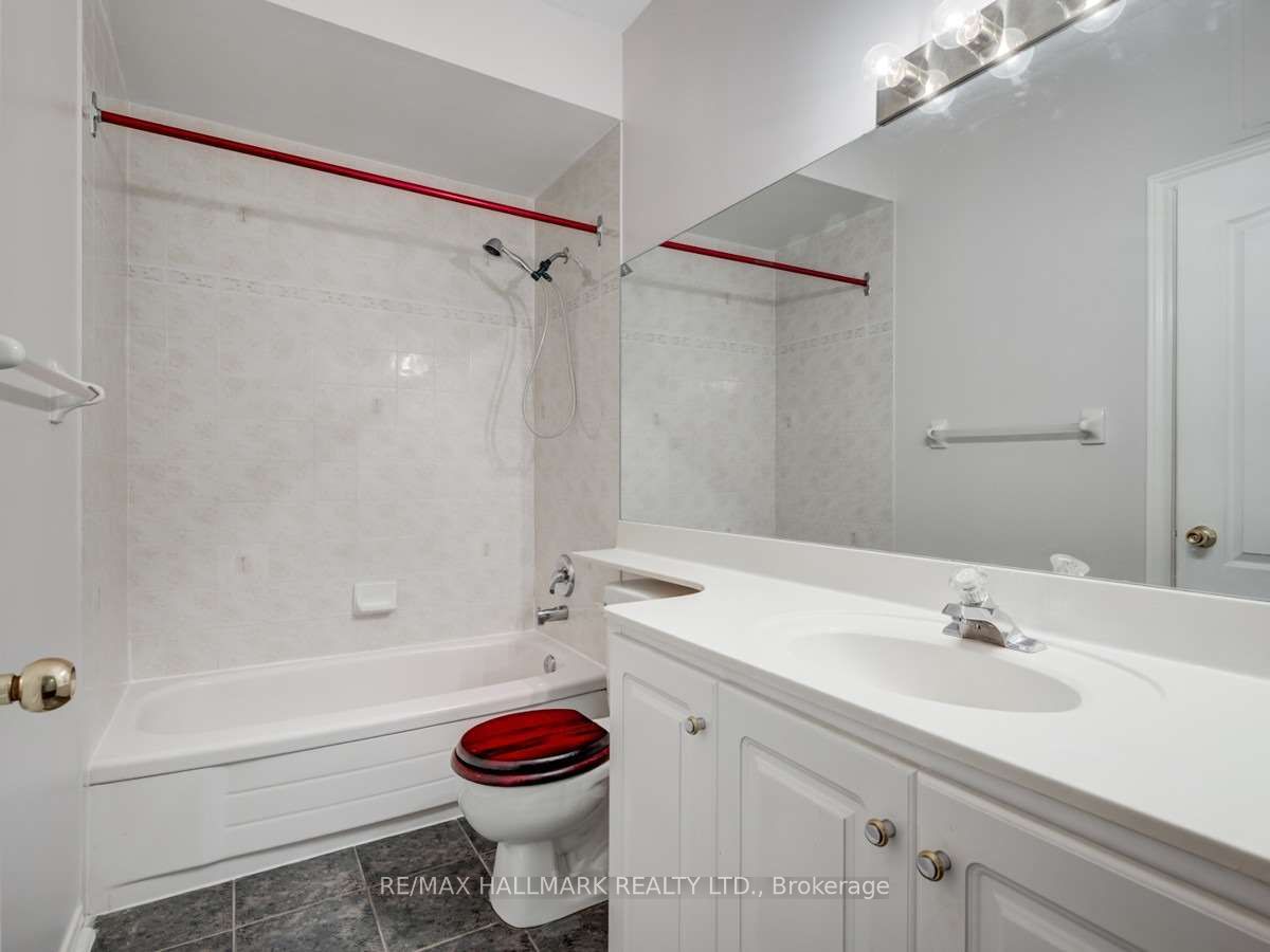 393 King Street W 1208 Property Photo 14