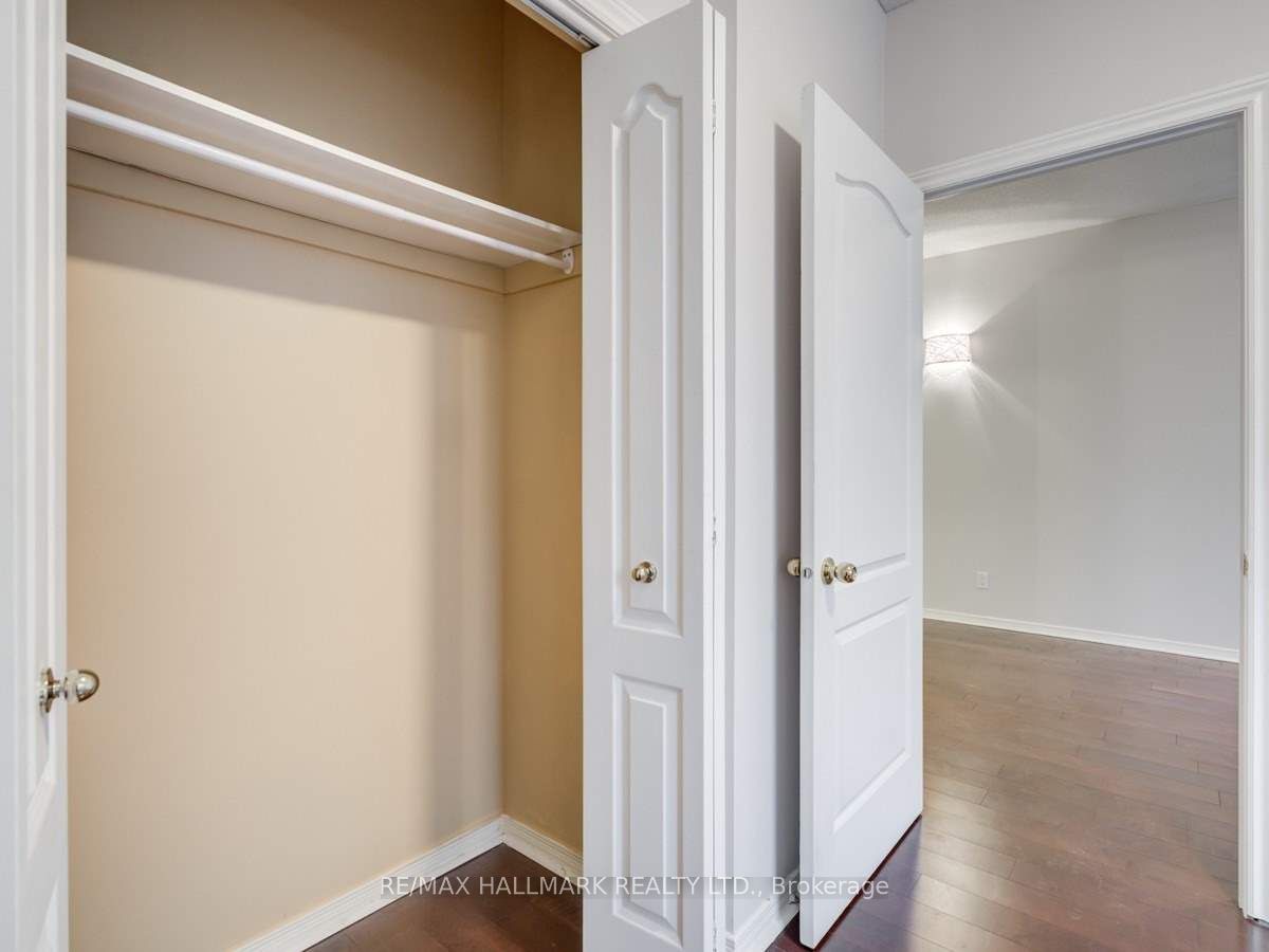 393 King Street W 1208 Property Photo 20