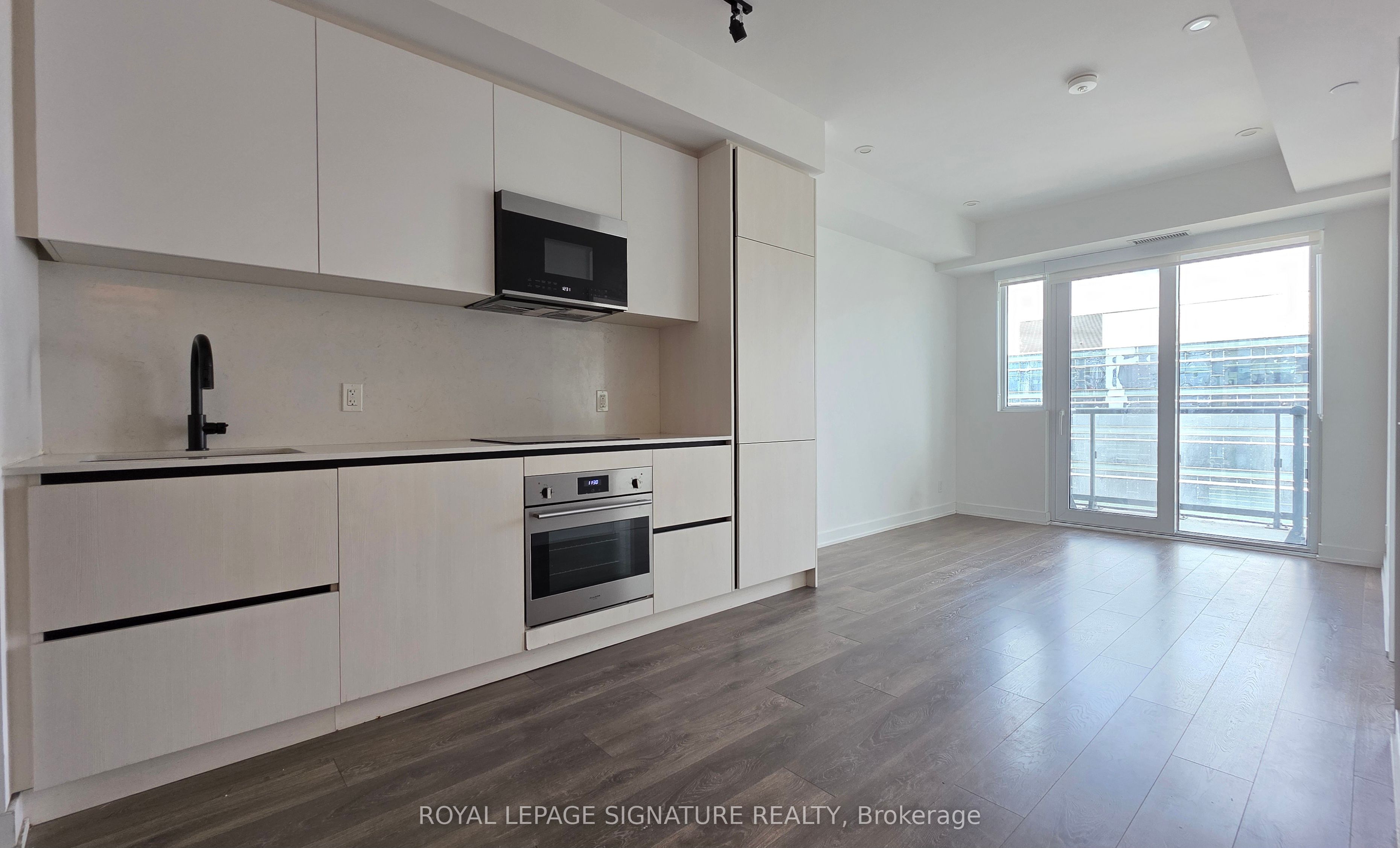 108 Peter Street 2101 Property Photo 1