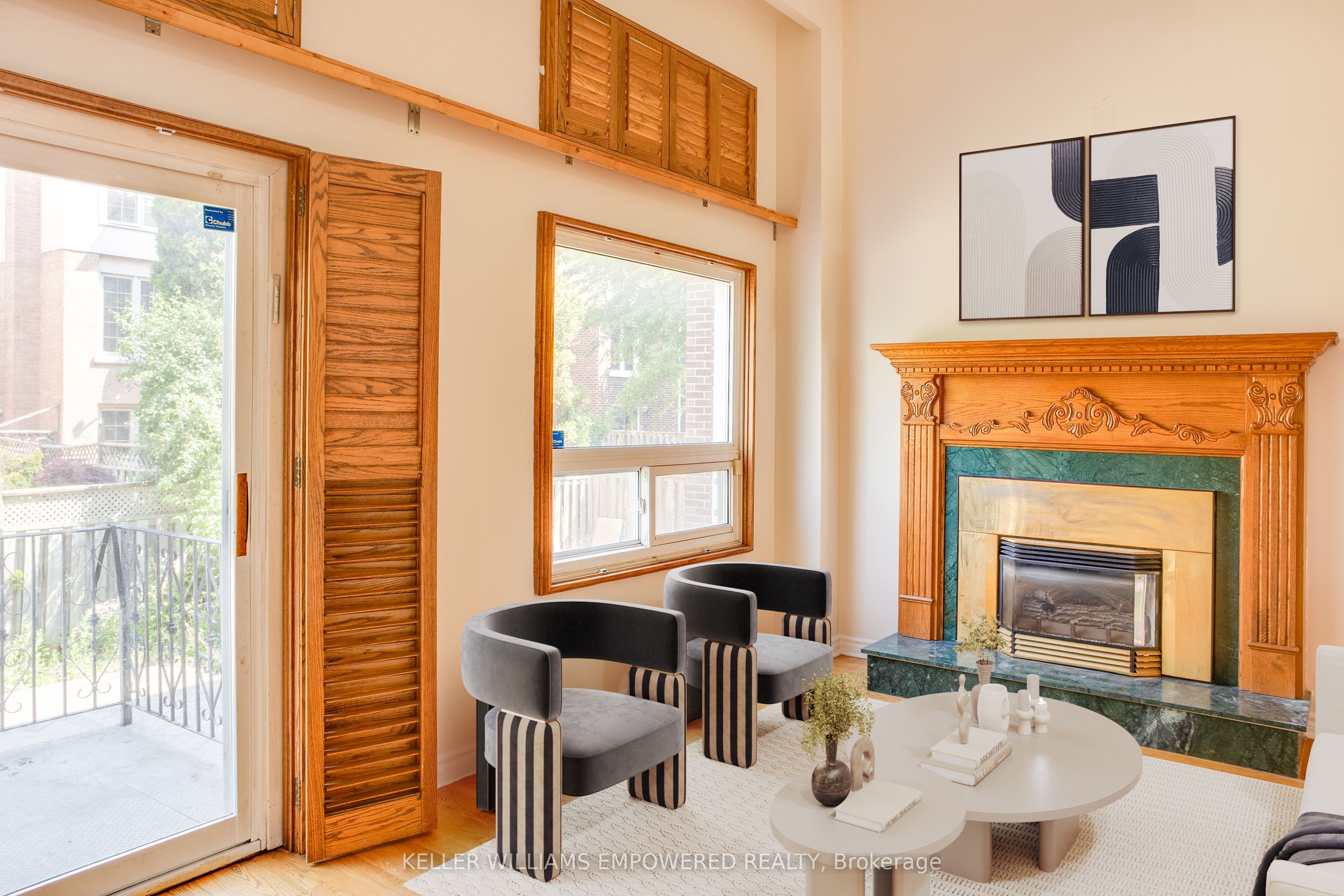 54 Carnival Court Property Photo 6