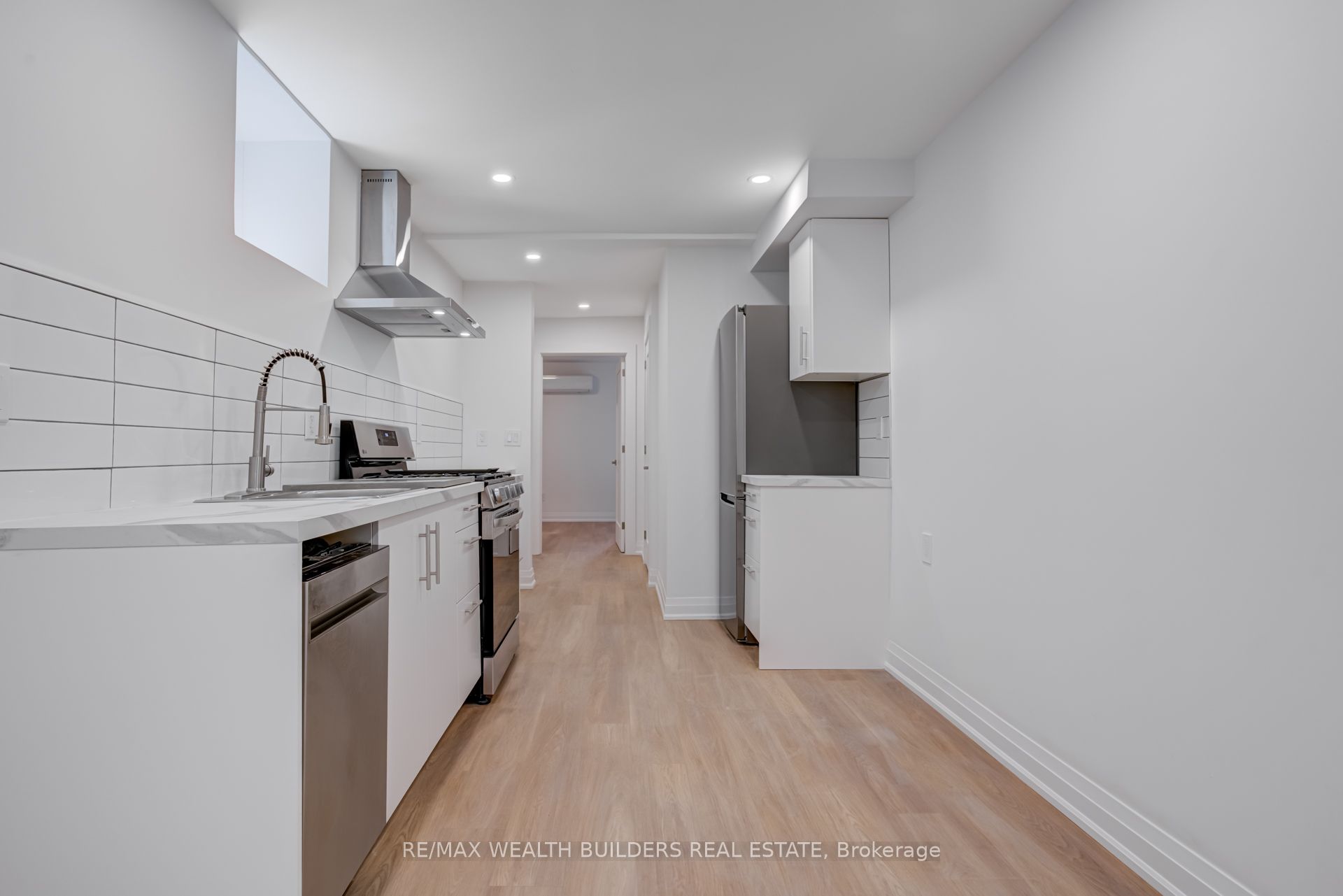 245 Brock Avenue Lower Property Photo 18