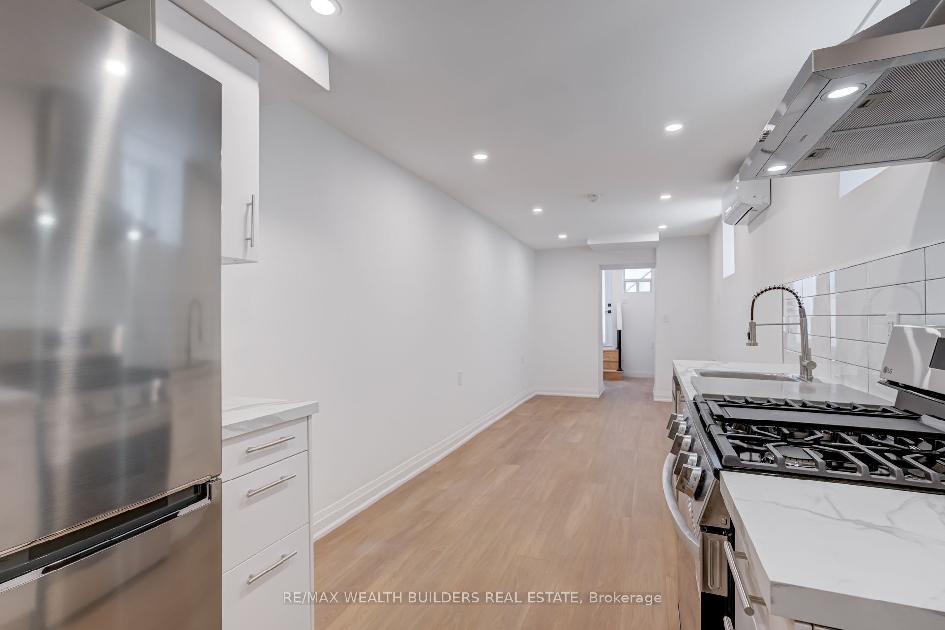 245 Brock Avenue Lower Property Photo 21