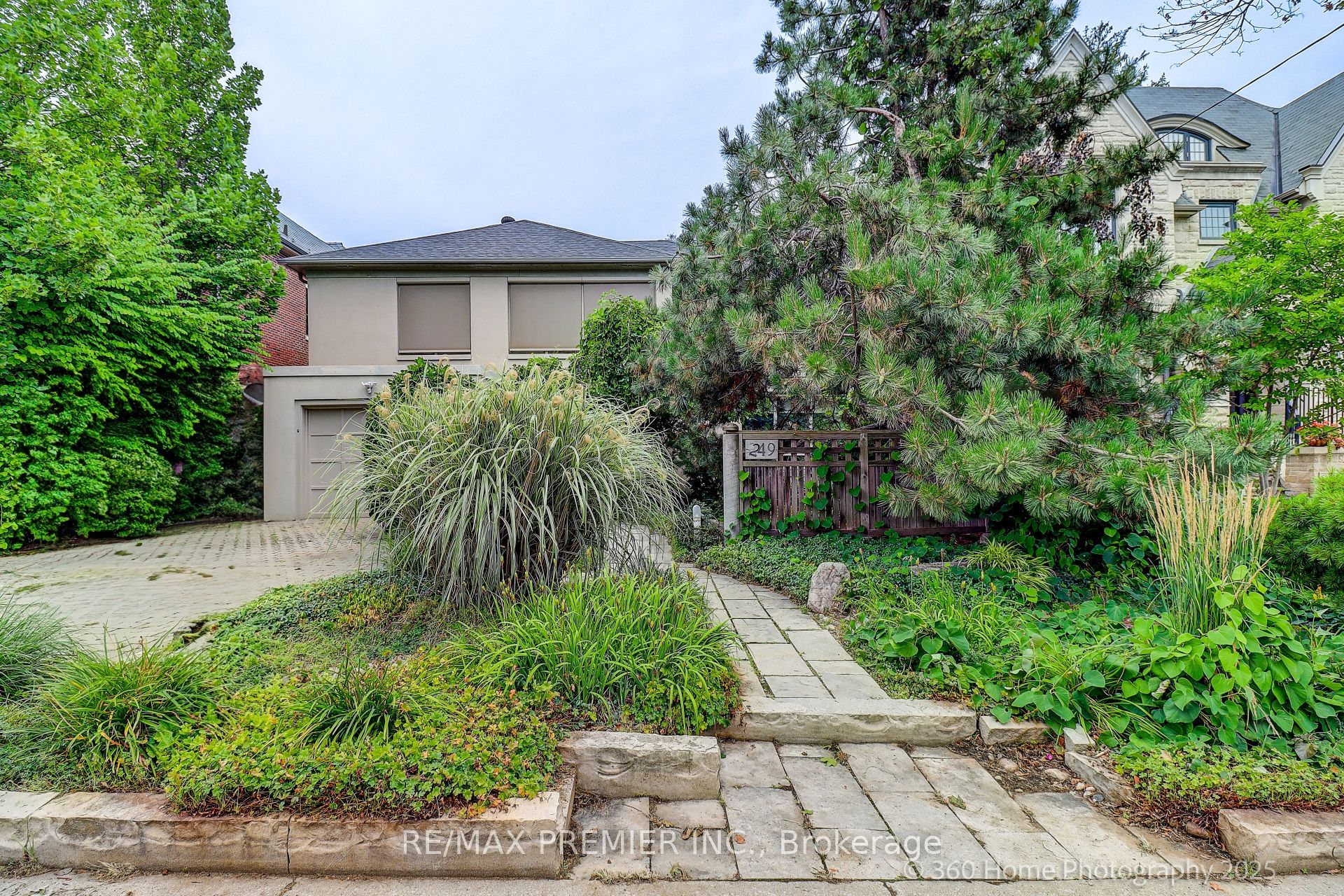 249 Forest Hill Road Property Photo 2