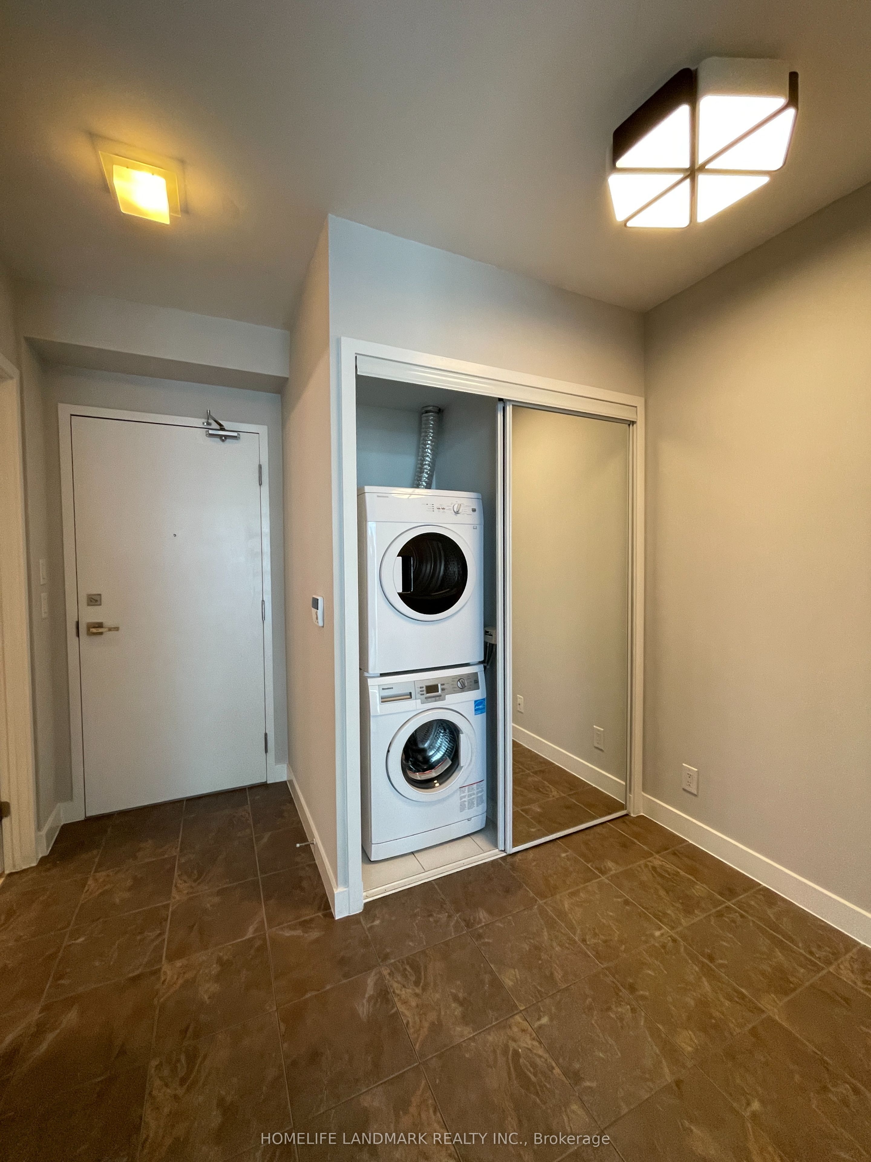 14 York Street 3710 Property Photo 5