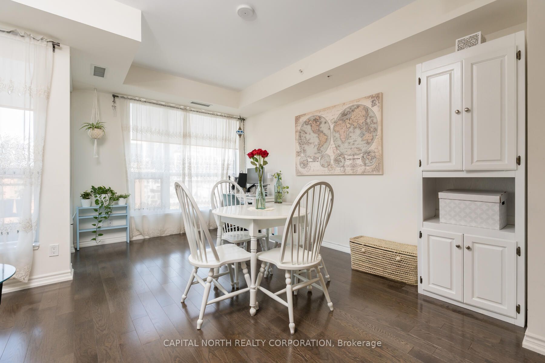 23 Glebe Road W 416 Property Photo 7