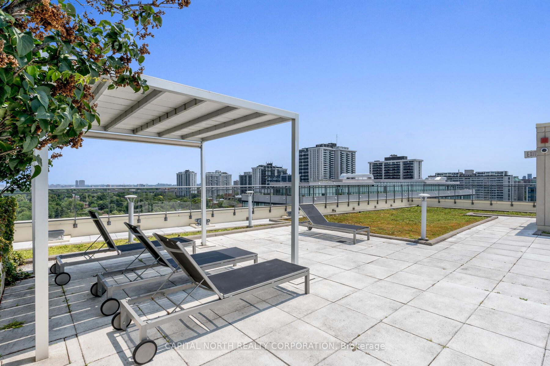 23 Glebe Road W 416 Property Photo 15