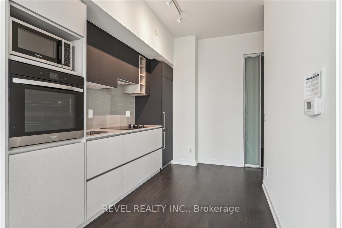 319 Jarvis Street 2617 Property Photo 4