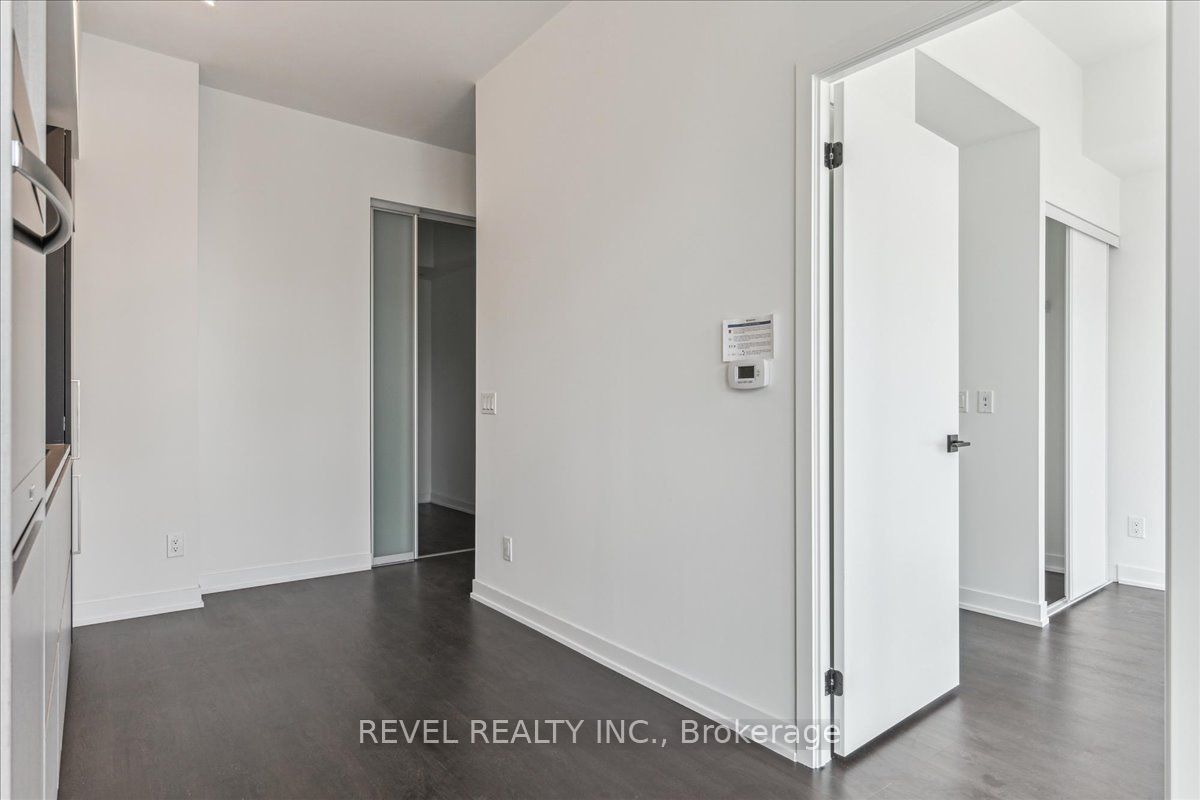319 Jarvis Street 2617 Property Photo 9