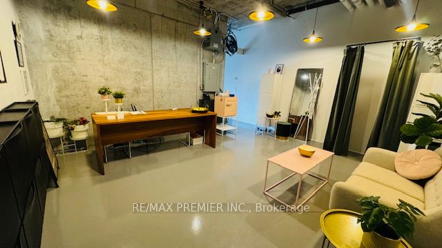 334 Adelaide Street W 210 Property Photo 1