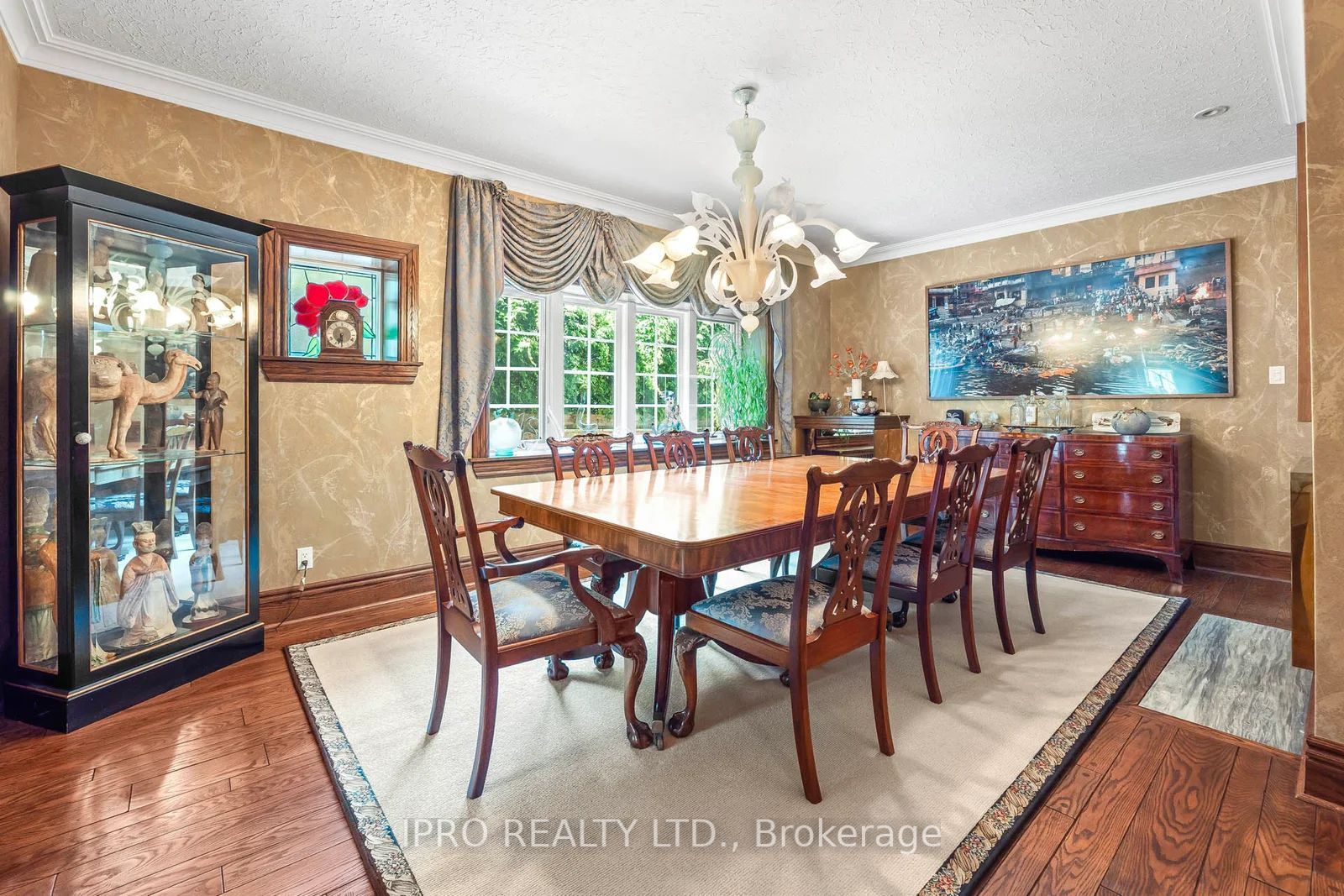 287 Russell Hill Road Property Photo 22