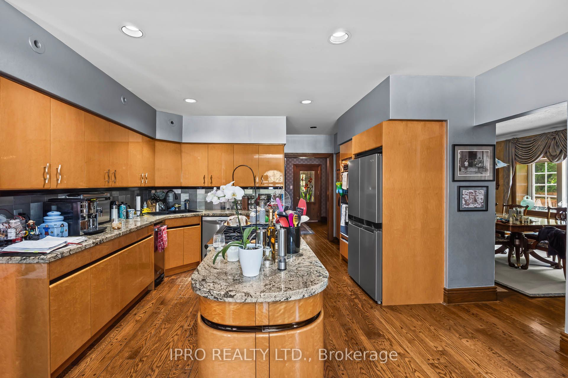 287 Russell Hill Road Property Photo 43