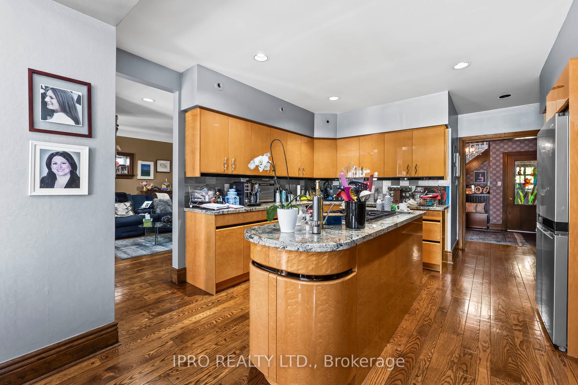 287 Russell Hill Road Property Photo 45