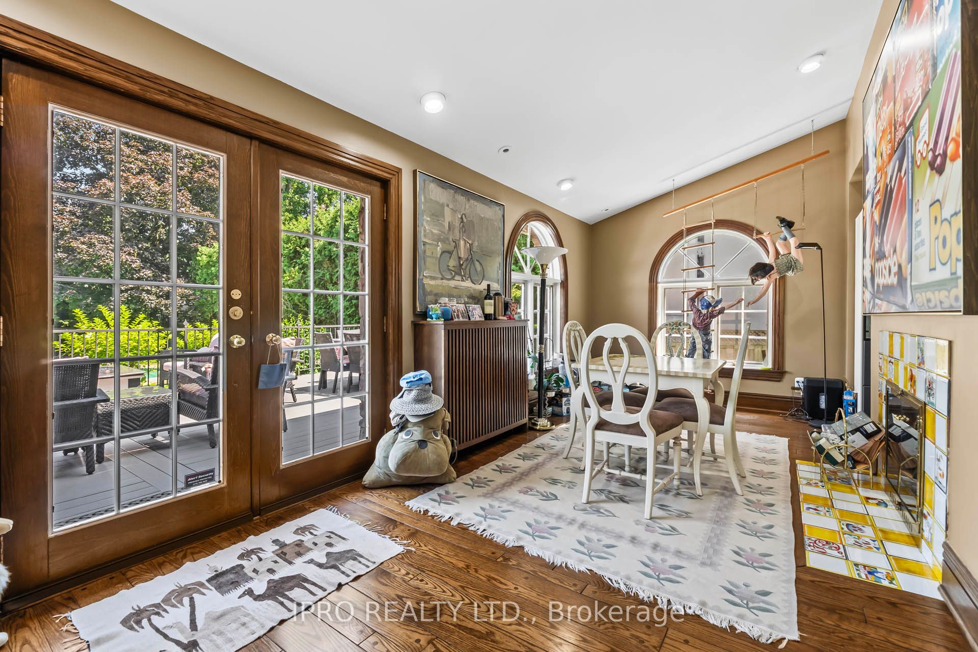 287 Russell Hill Road Property Photo 46