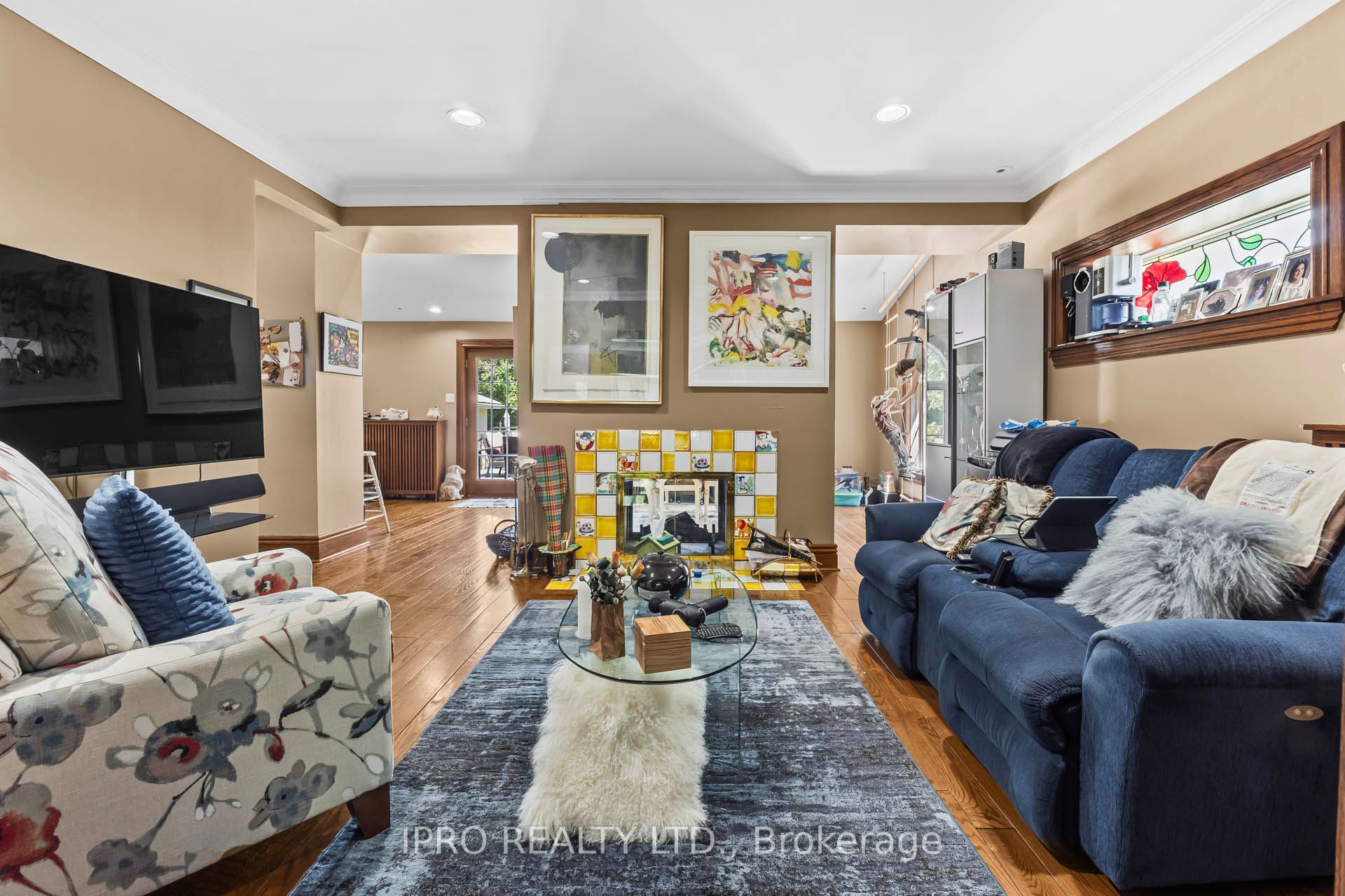 287 Russell Hill Road Property Photo 47