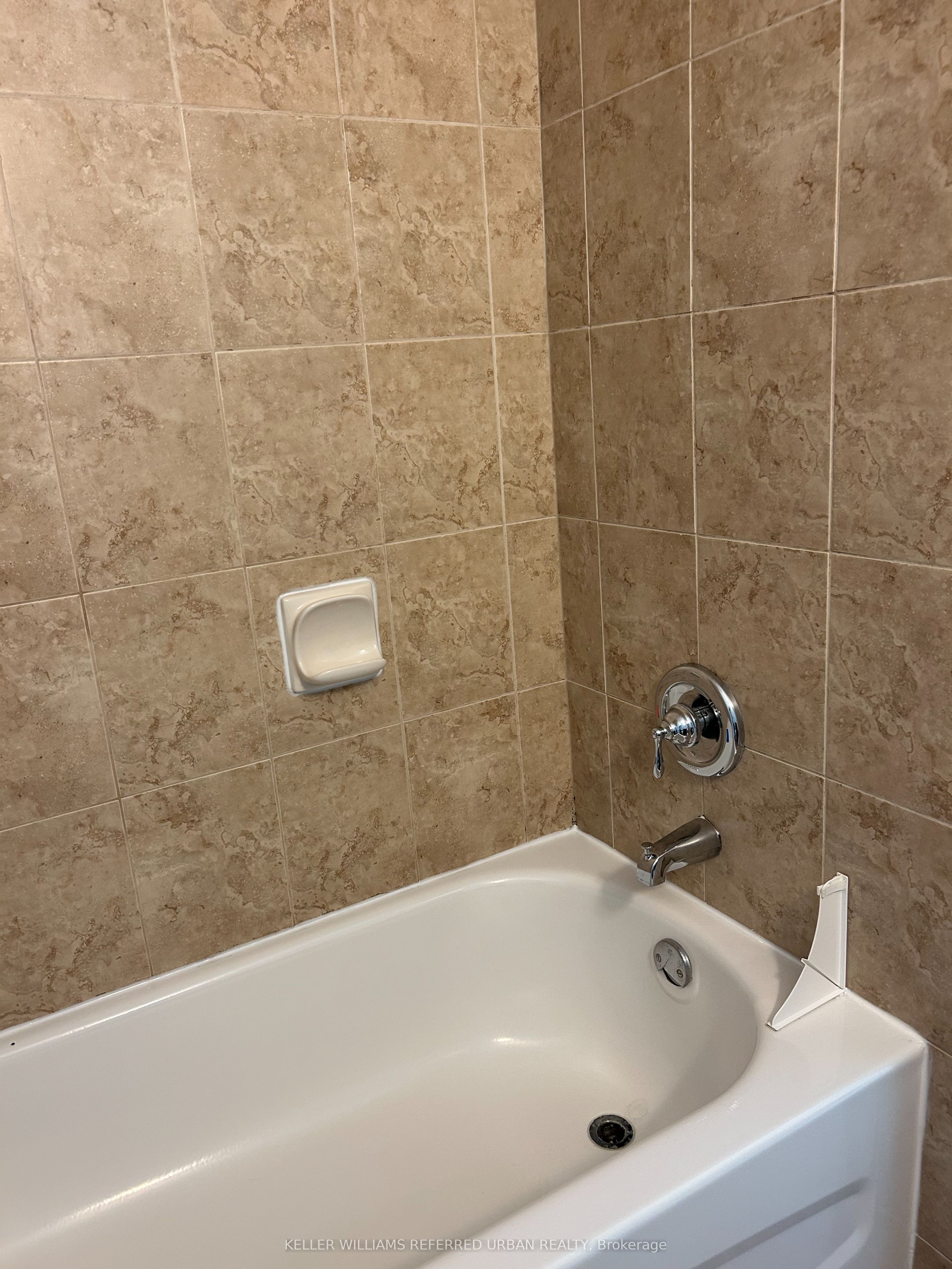 3 Robert Hicks Drive Property Photo 6