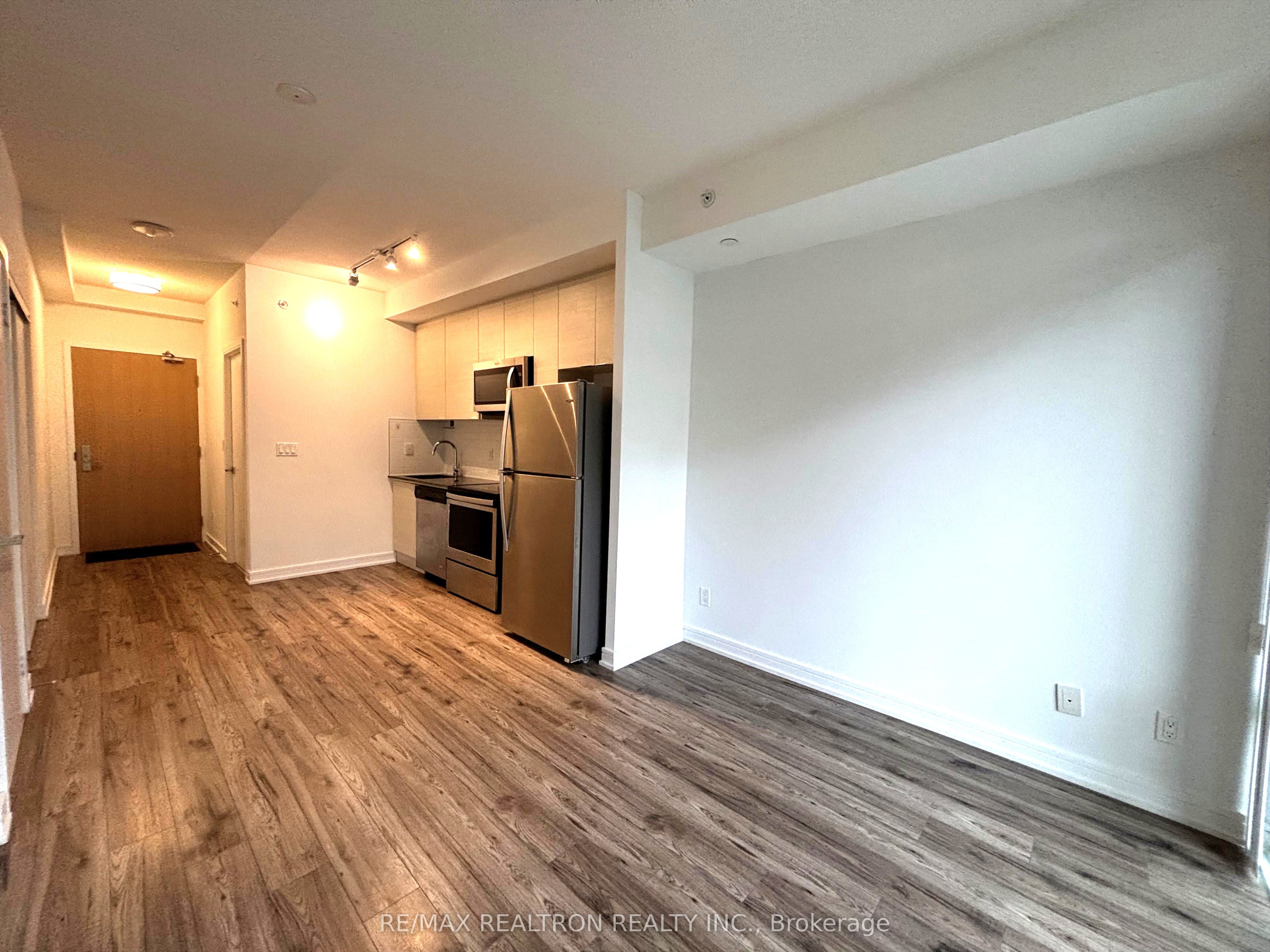 621 Sheppard Avenue E 617 Property Photo 12