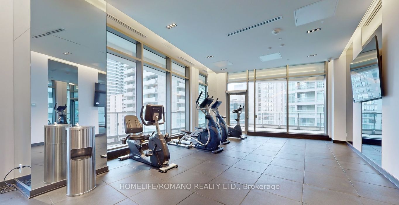 2221 Yonge Street 503 Property Photo 10