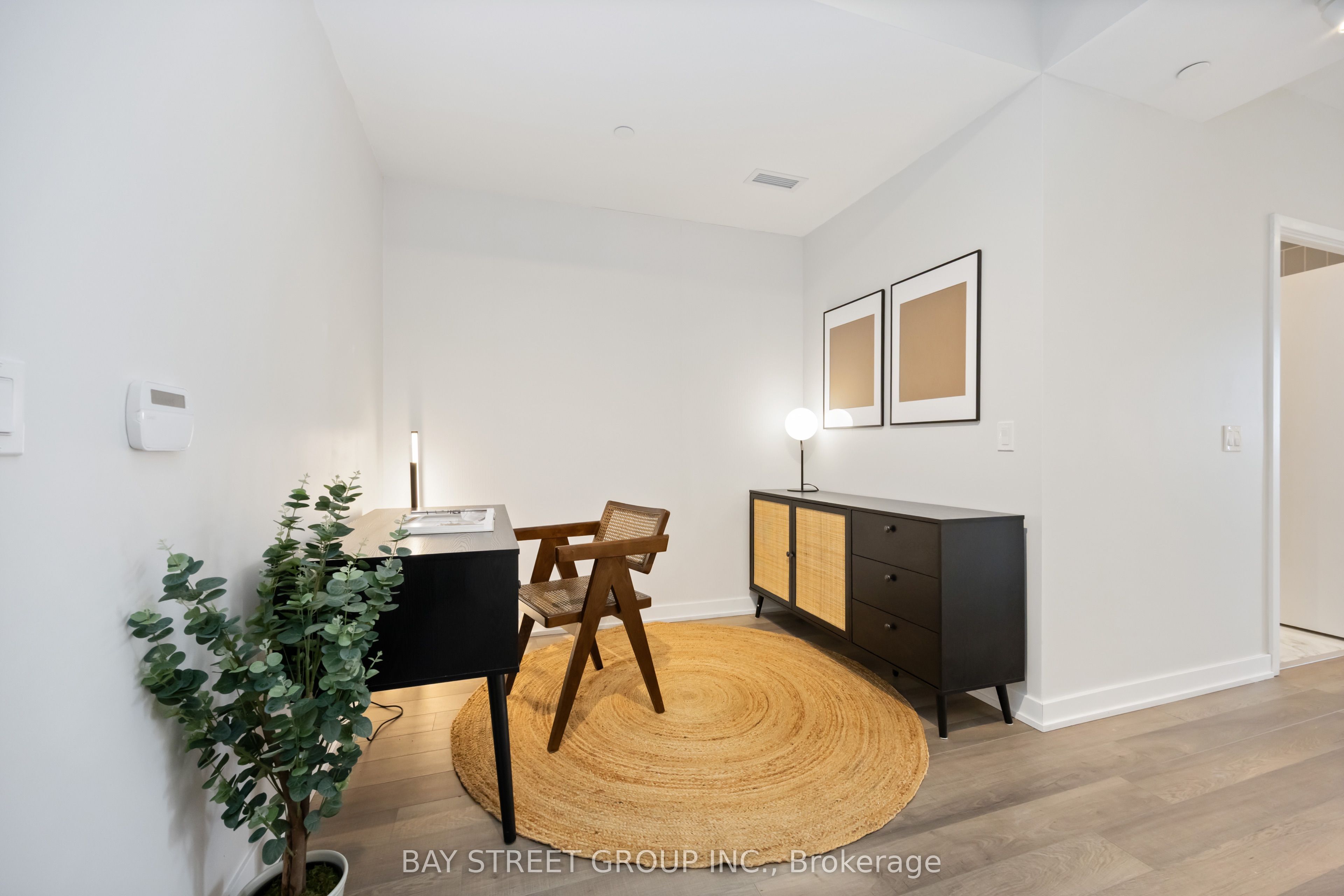 181 Huron Street 1602 Property Photo 11
