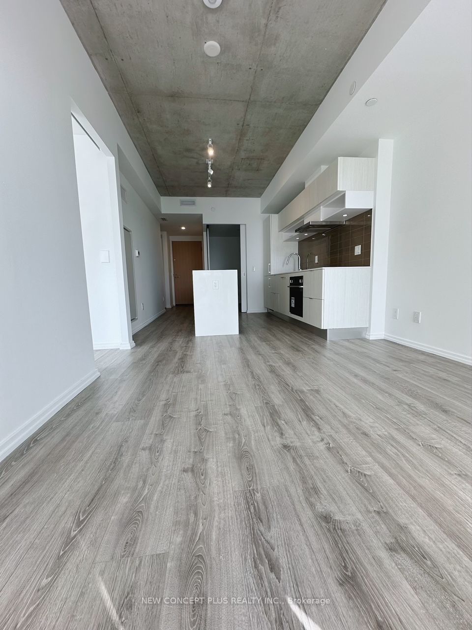 5 Soudan Avenue 618 Property Photo 9