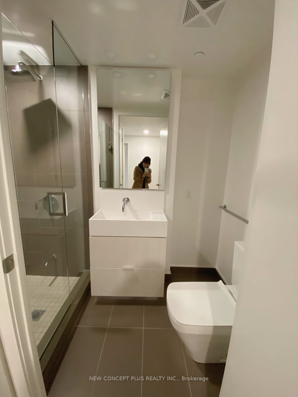 5 Soudan Avenue 618 Property Photo 10