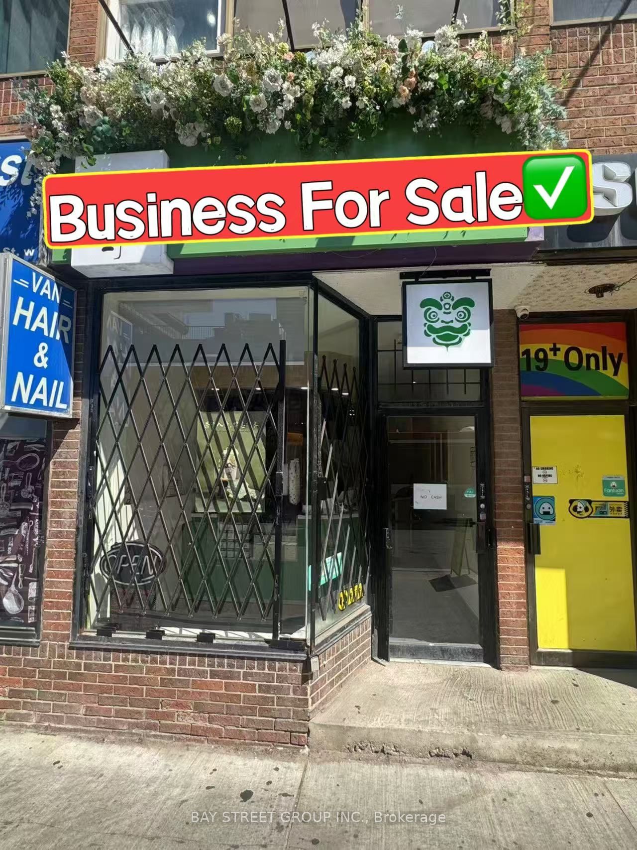 2A Wellesley Street W Property Photo 1