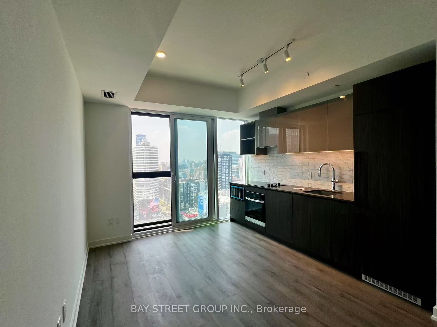 252 Church Street 3502 Property Photo 1