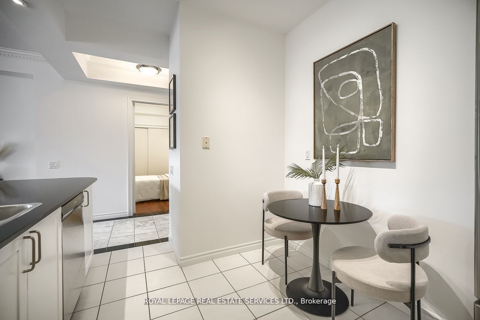 18 William Carson Crescent 811 Property Photo 14