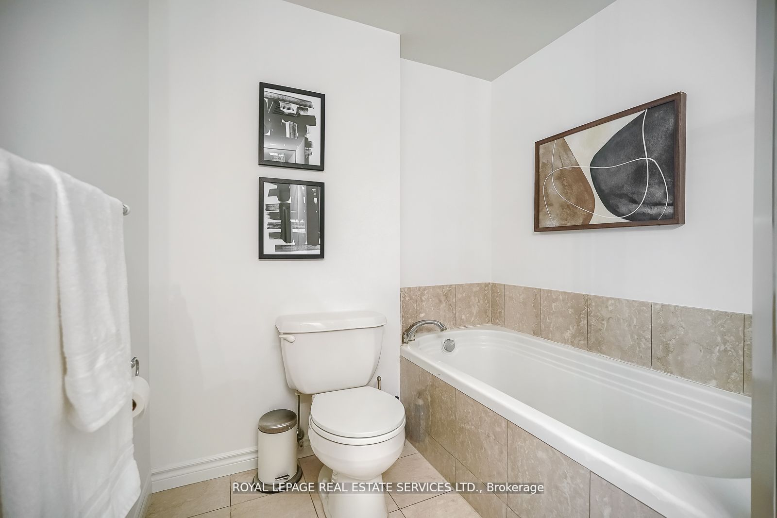 18 William Carson Crescent 811 Property Photo 23