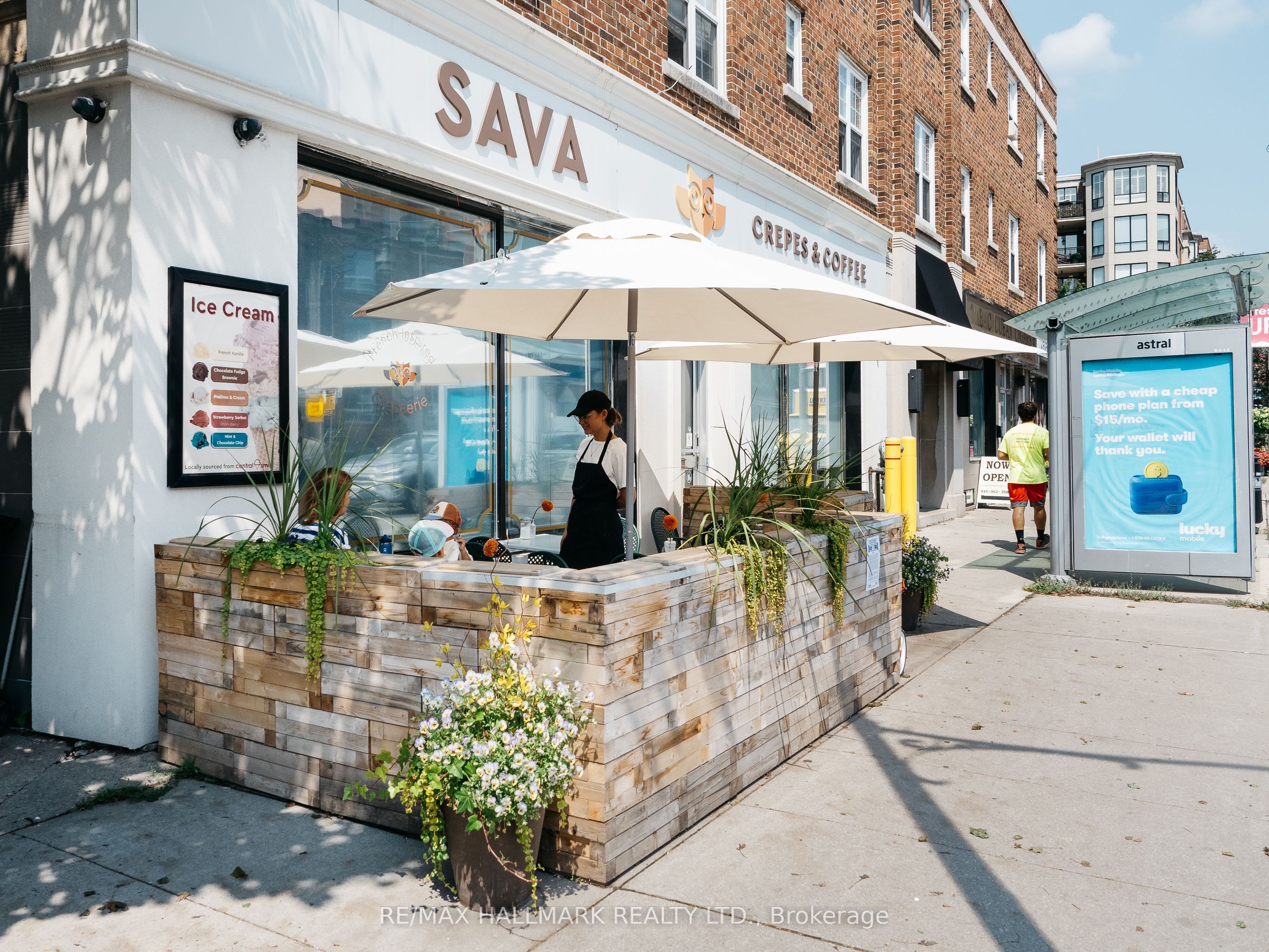 2674 Yonge Street Property Photo 1
