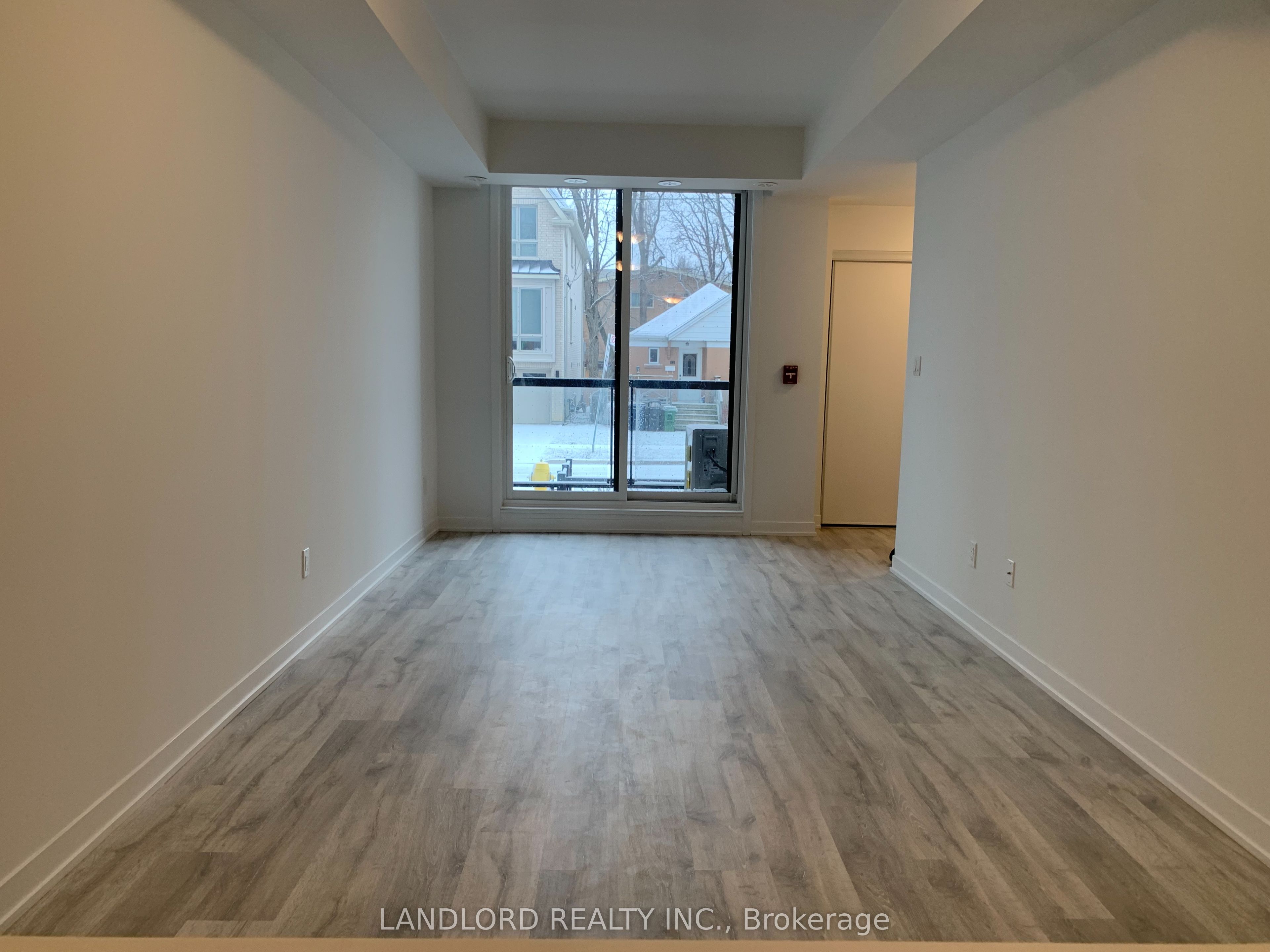 16 Marquette Avenue 6 Property Photo 8