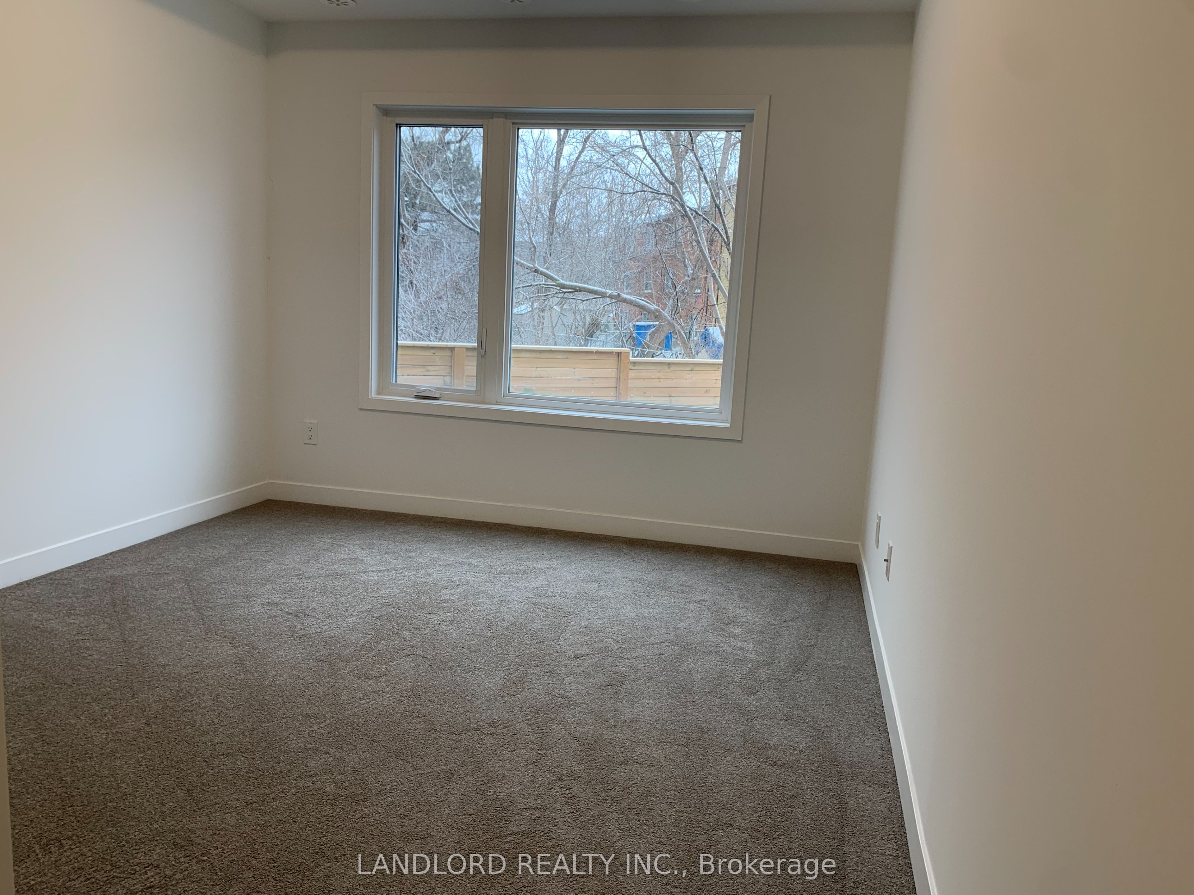 16 Marquette Avenue 6 Property Photo 14