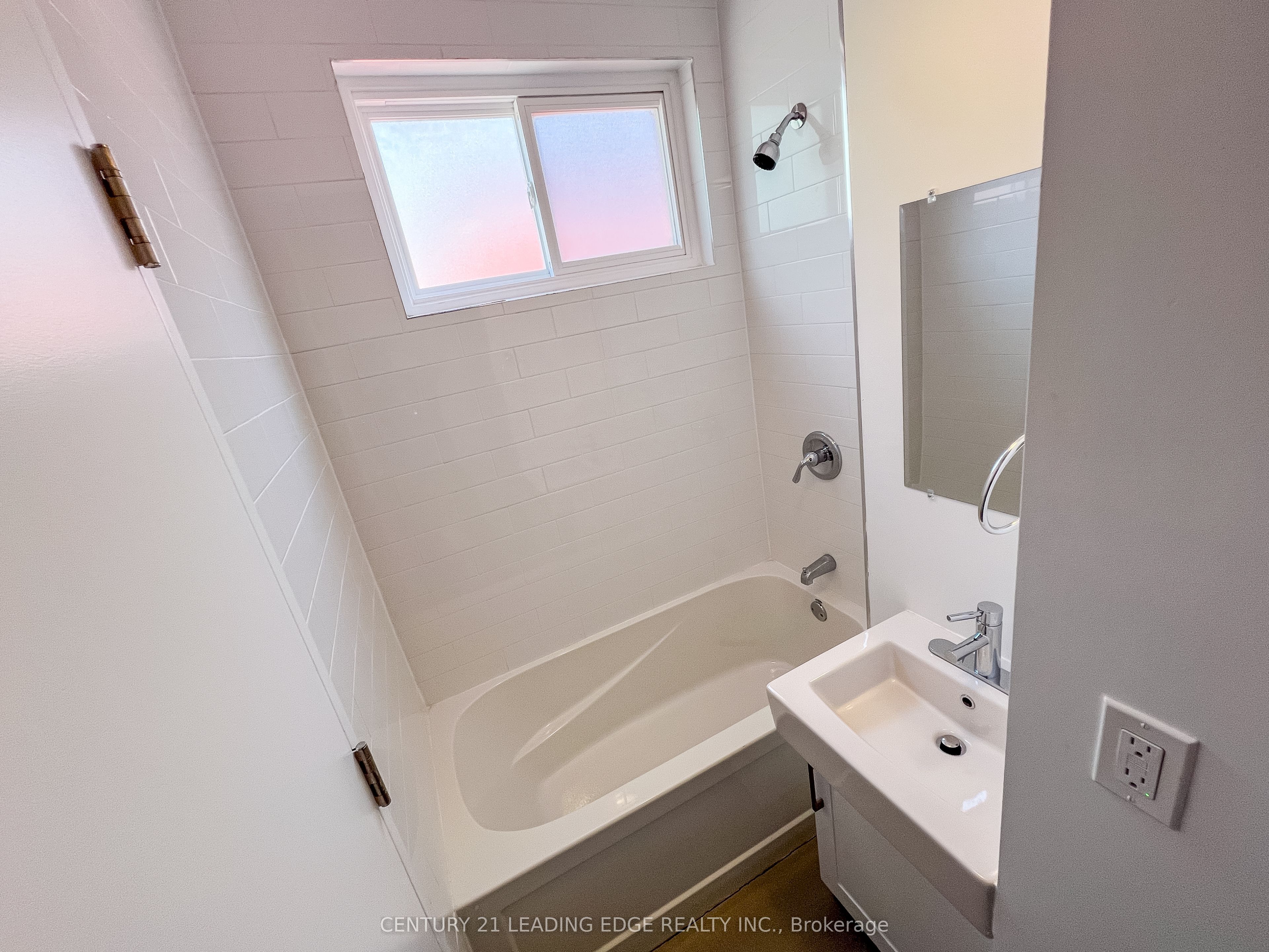 1a Leonard Avenue 1 Property Photo 6