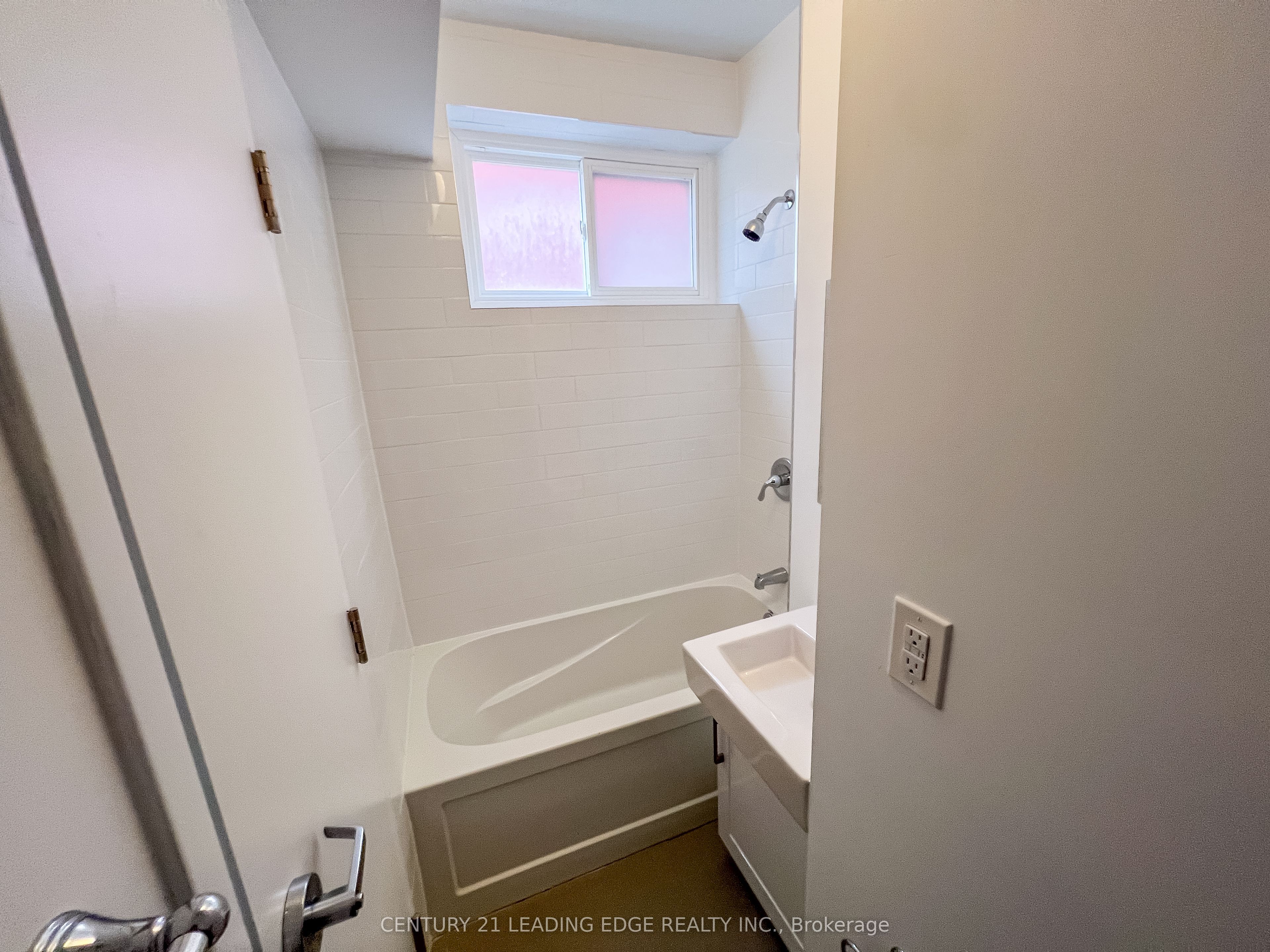 1a Leonard Avenue 1 Property Photo 22